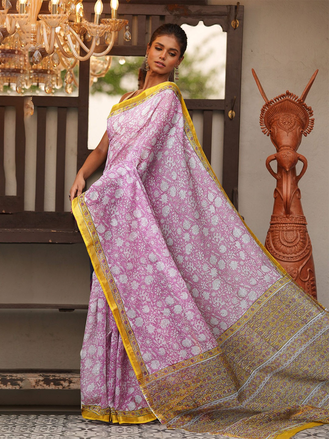 

Unnati Silks Ethnic Motifs Zari Handloom Kota Saree, Pink