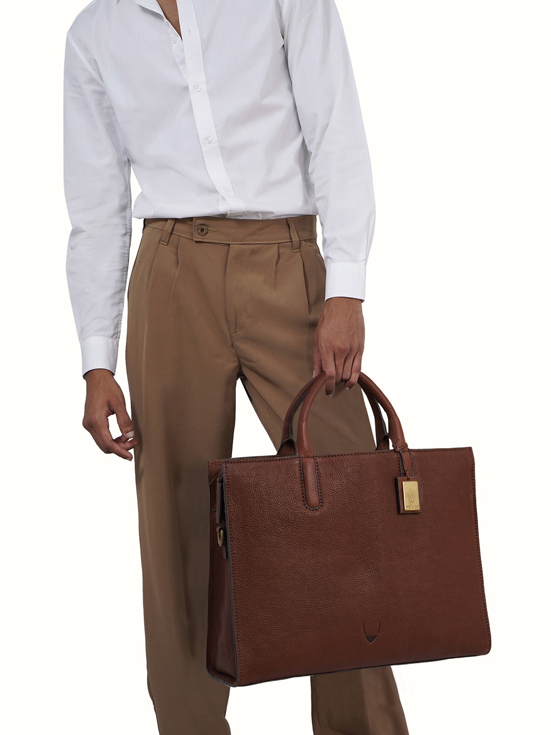 

Hidesign Men Up To 15 inch Leather Laptop Bag, Brown