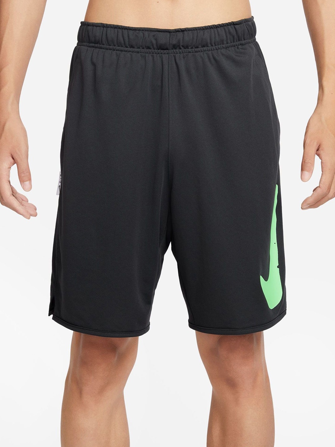 

Nike Dri-FIT Totality Studio '72 Men's 23cm (approx.) Unlined Versatile Shorts, Black