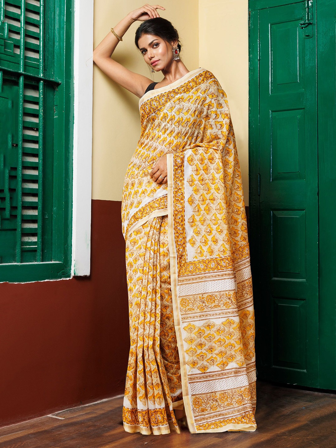 

Unnati Silks Ethnic Motifs Handloom Chanderi Saree, Cream