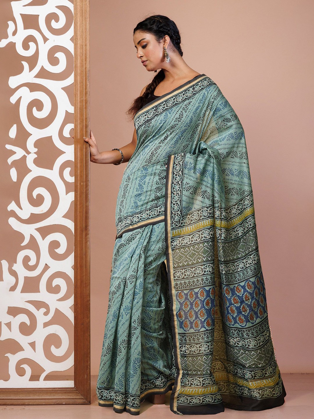 

Unnati Silks Ethnic Motifs Handloom Bagru Chanderi Saree, Blue