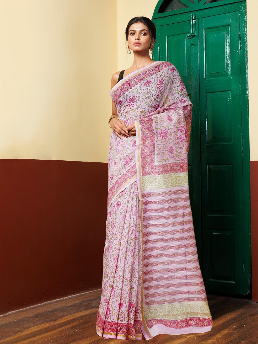 

Unnati Silks Ethnic Motifs Handloom Chanderi Saree, Pink