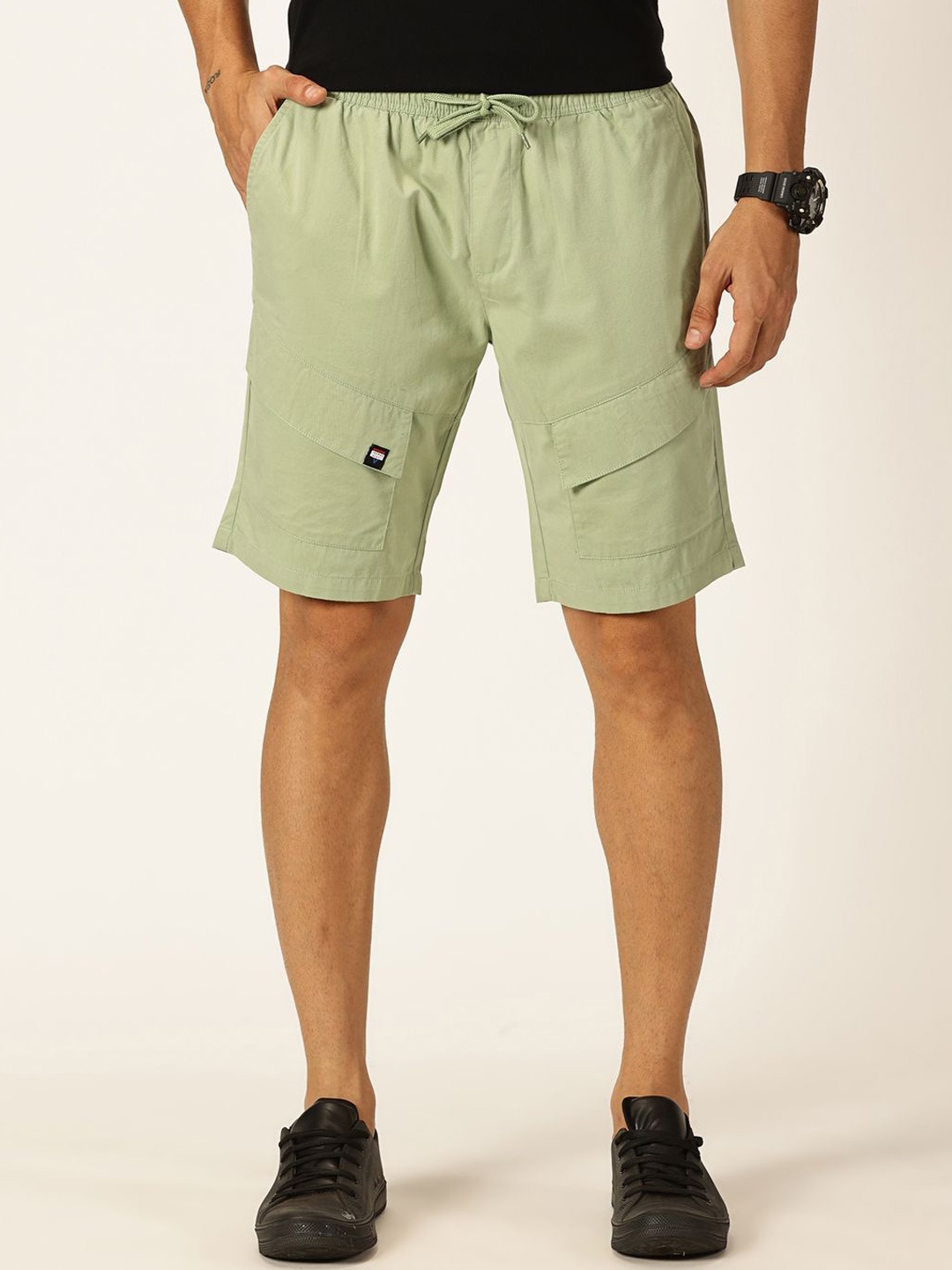 

Thomas Scott Men Mid-Rise Cotton Shorts, Green