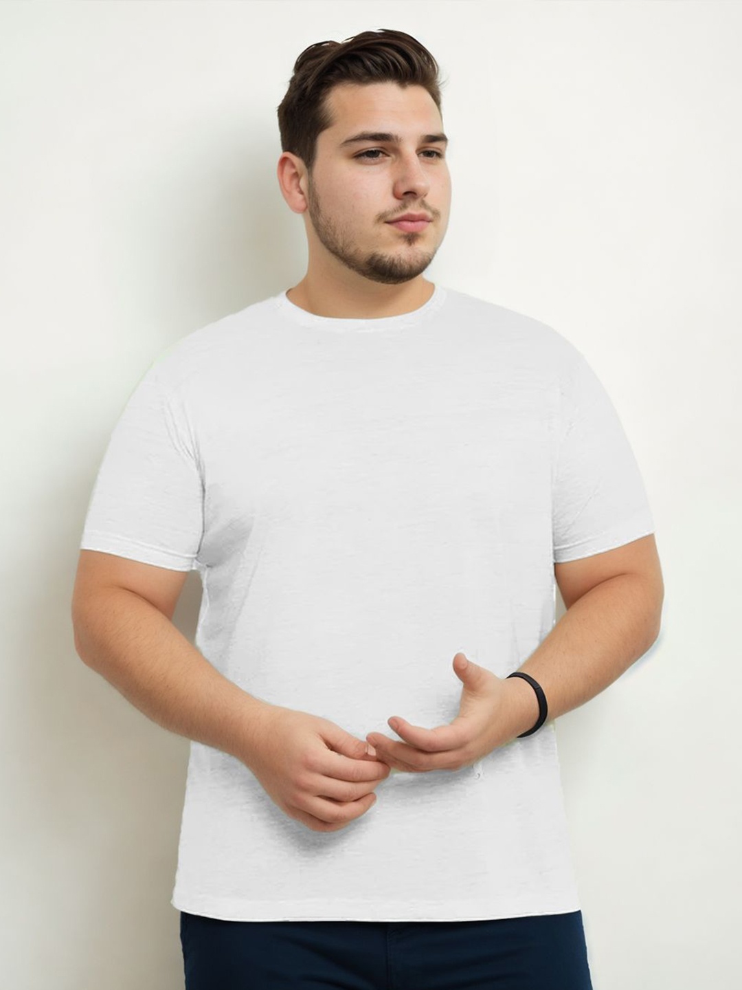 

NOBERO Plus Size Round Neck Short Sleeves Cotton Regular T-shirt, White