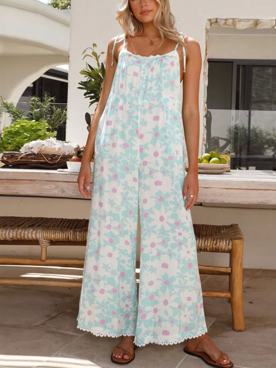 

StyleCast Blue & White Shoulder Straps Floral Printed Basic Jumpsuit