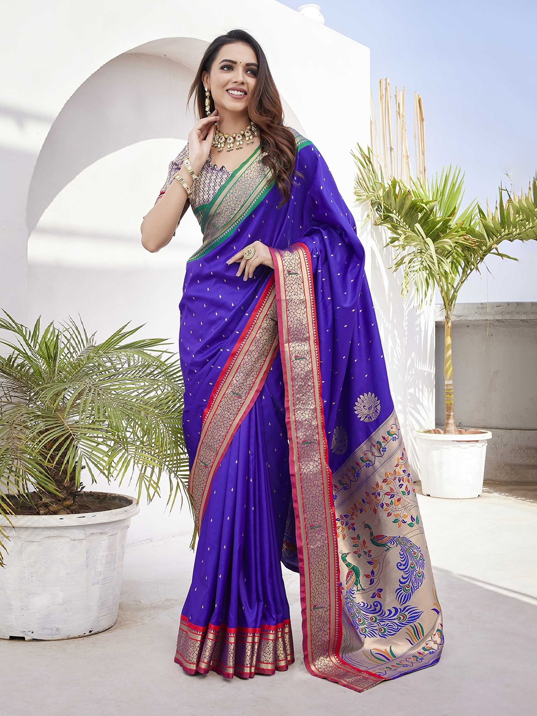 

Panzora Woven Design Zari Paithani Saree, Blue