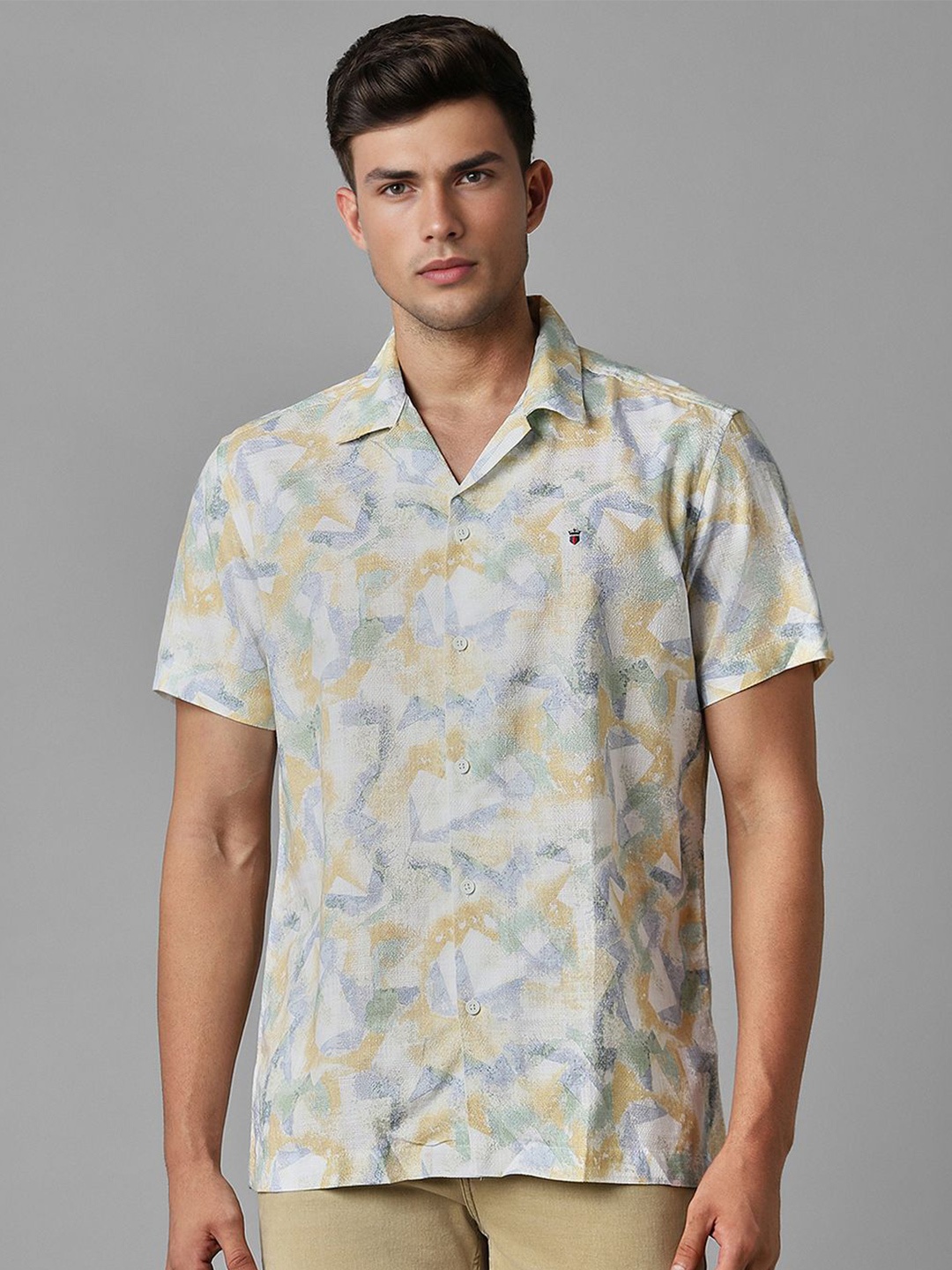 

Louis Philippe Jeans Slim Fit Abstract Printed Lapel Collar Pure Cotton Casual Shirt, Yellow