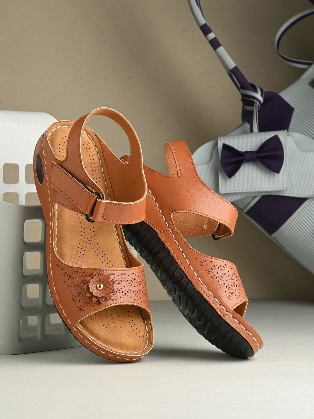 

DressBerry Women Textured Open Toe Flats, Tan