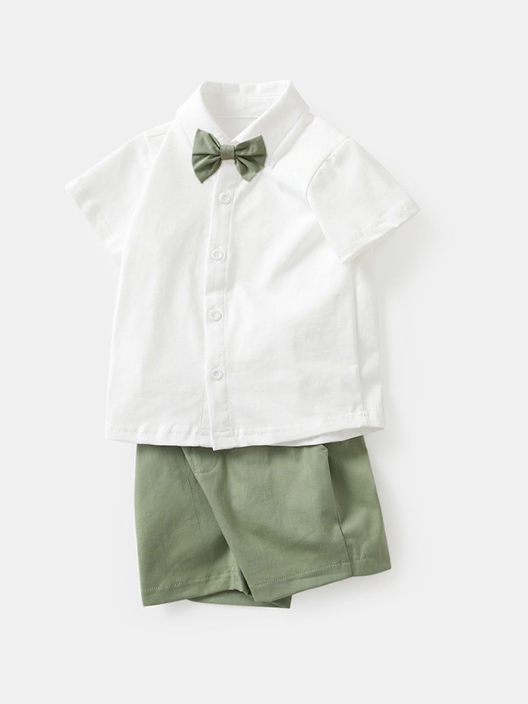 

StyleCast Boys White & Green Pure Cotton Shirt with Shorts