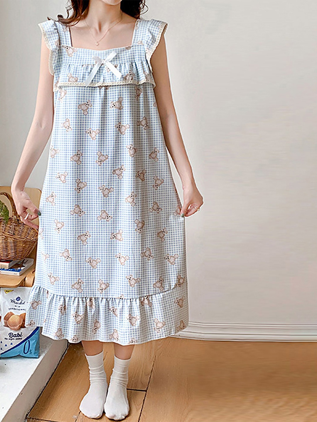 

LULU & SKY Graphic Printed Square Neck Nightdress, Blue