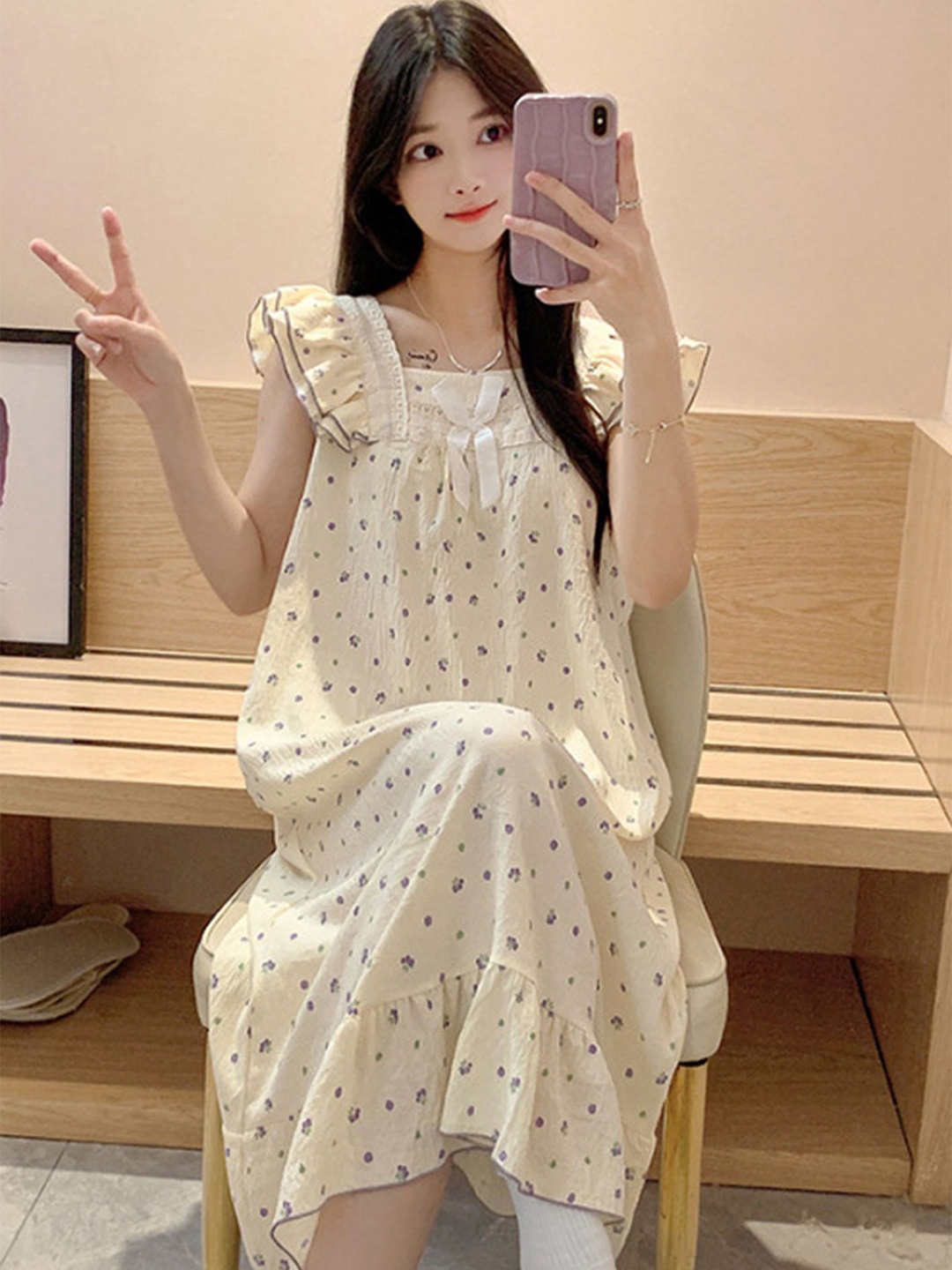 

LULU & SKY Floral Printed Midi Nightdress, White