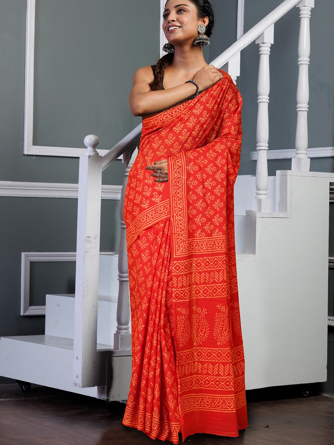 

Unnati Silks Ethnic Motifs Pure Cotton Block Print Saree, Red