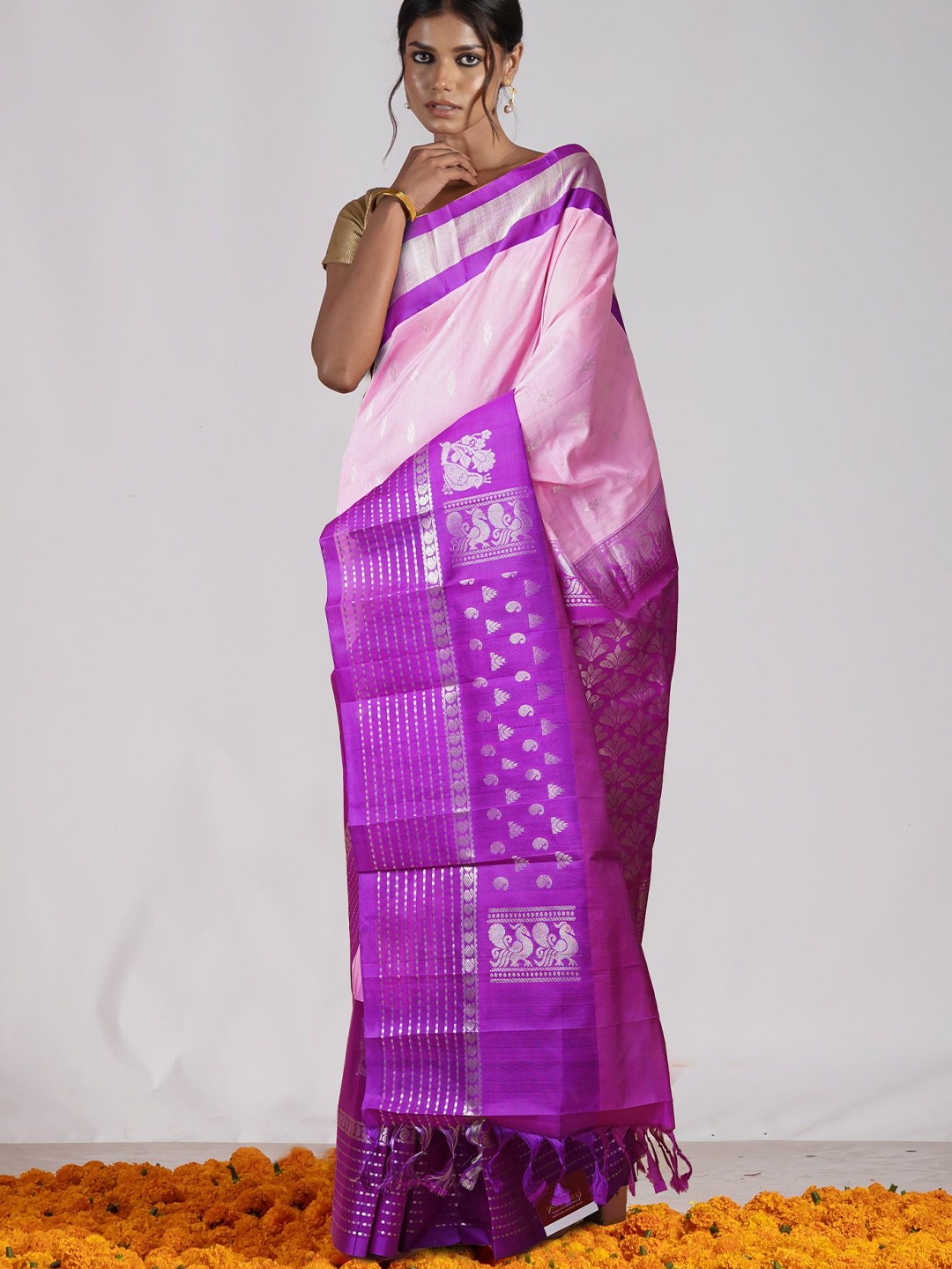 

Unnati Silks Woven Design Zari Pure Silk Handloom Saree, Pink