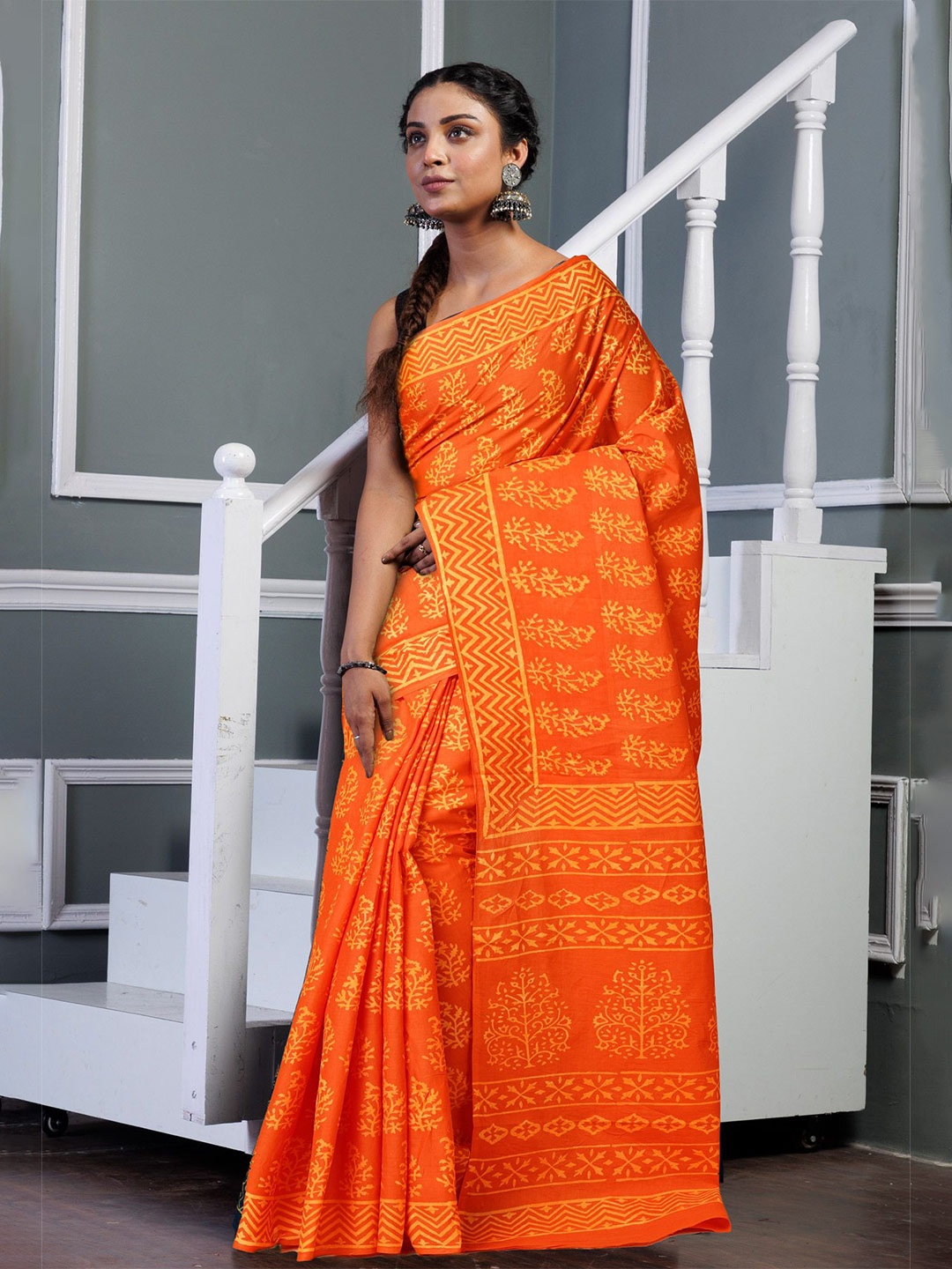 

Unnati Silks Ethnic Motifs Pure Cotton Handloom Block Print Saree, Orange