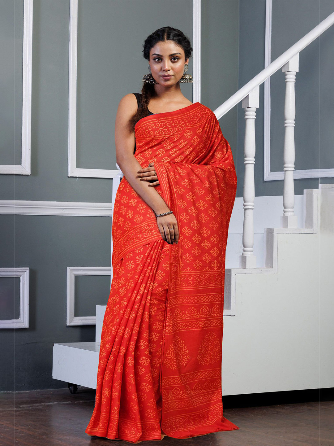 

Unnati Silks Ethnic Motifs Pure Cotton Handloom Block Print Saree, Red