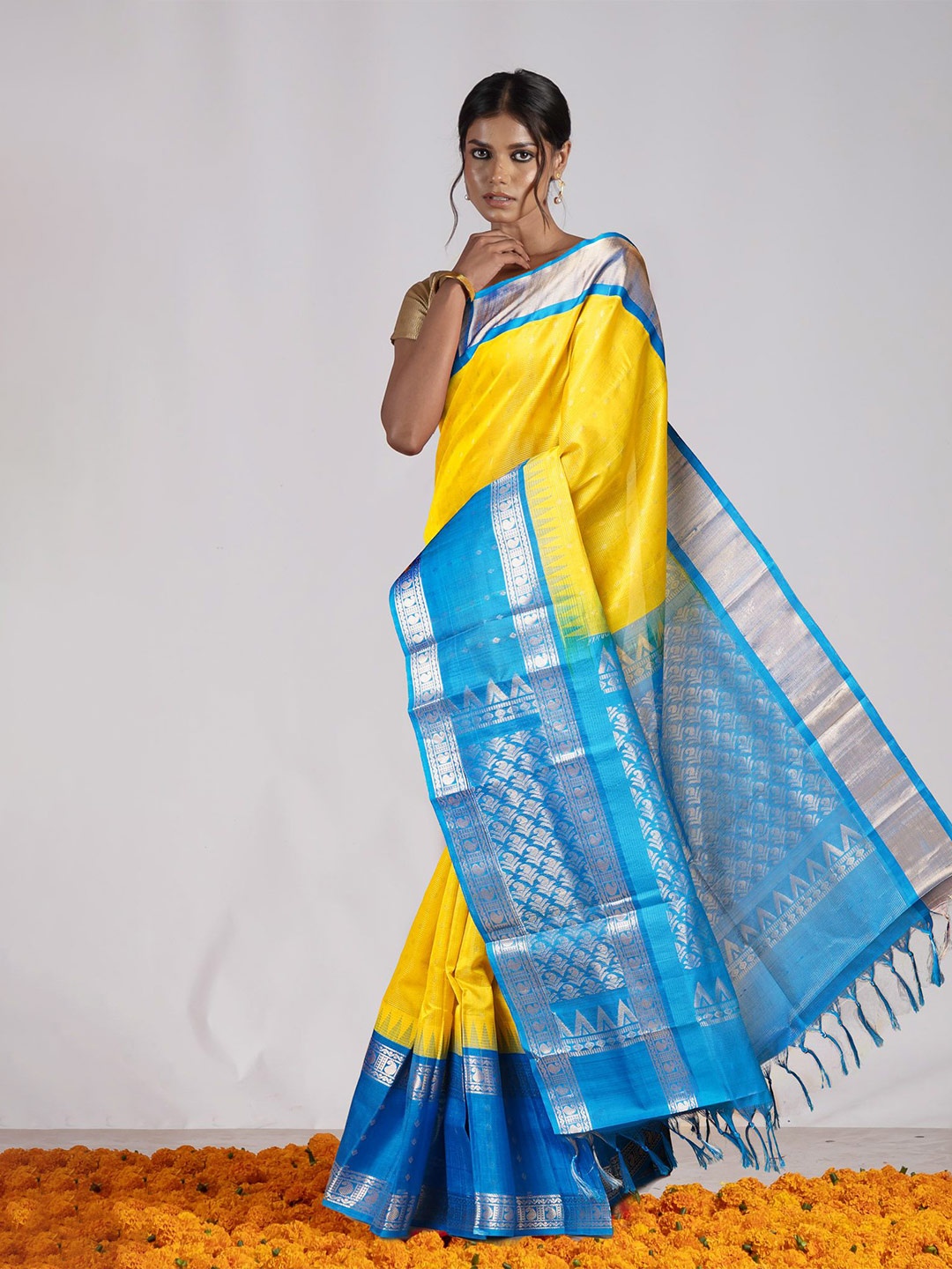 

Unnati Silks Woven Design Zari Pure Silk Handloom Saree, Yellow