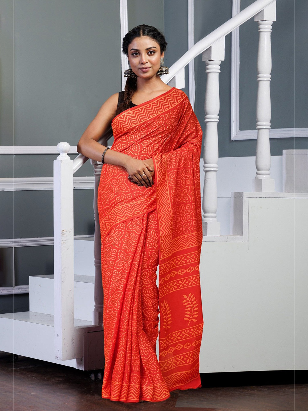 

Unnati Silks Ethnic Motifs Block Print Pure Cotton Handloom Saree, Red