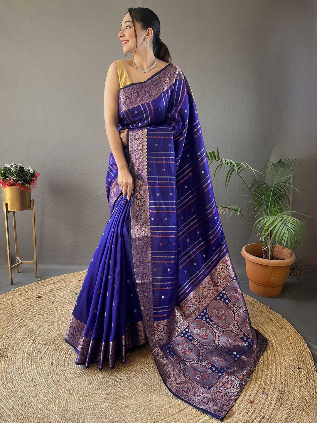 

Panzora Woven Design Zari Banarasi Saree, Blue