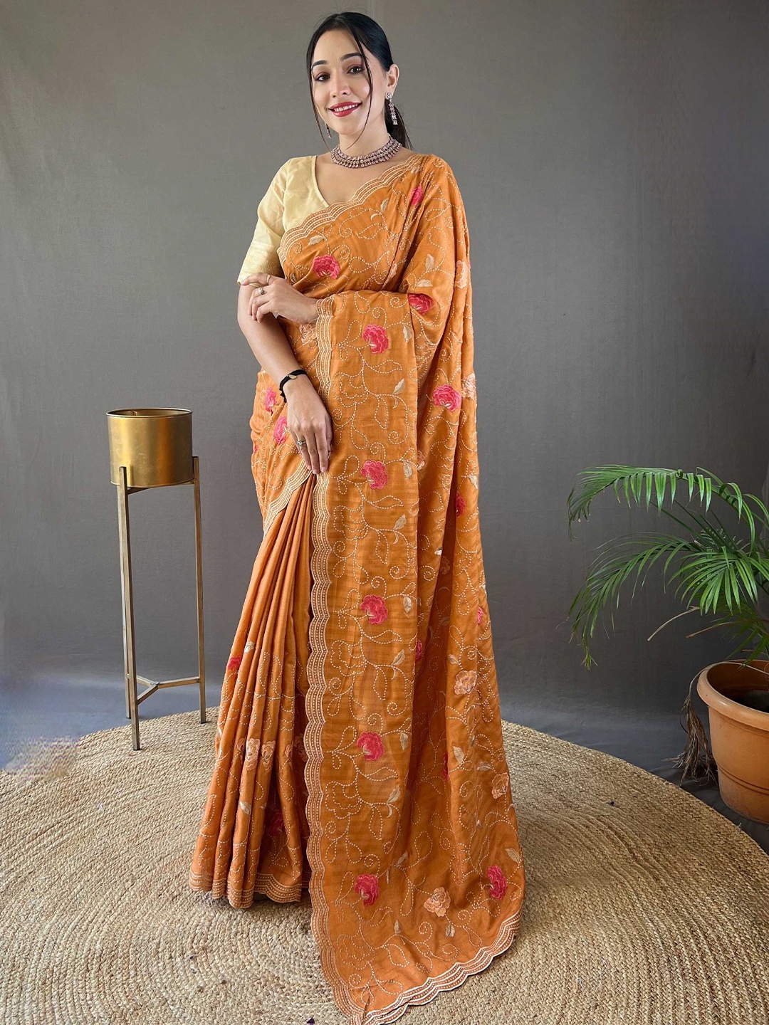 

Panzora Floral Embroidered Tussar Saree, Orange