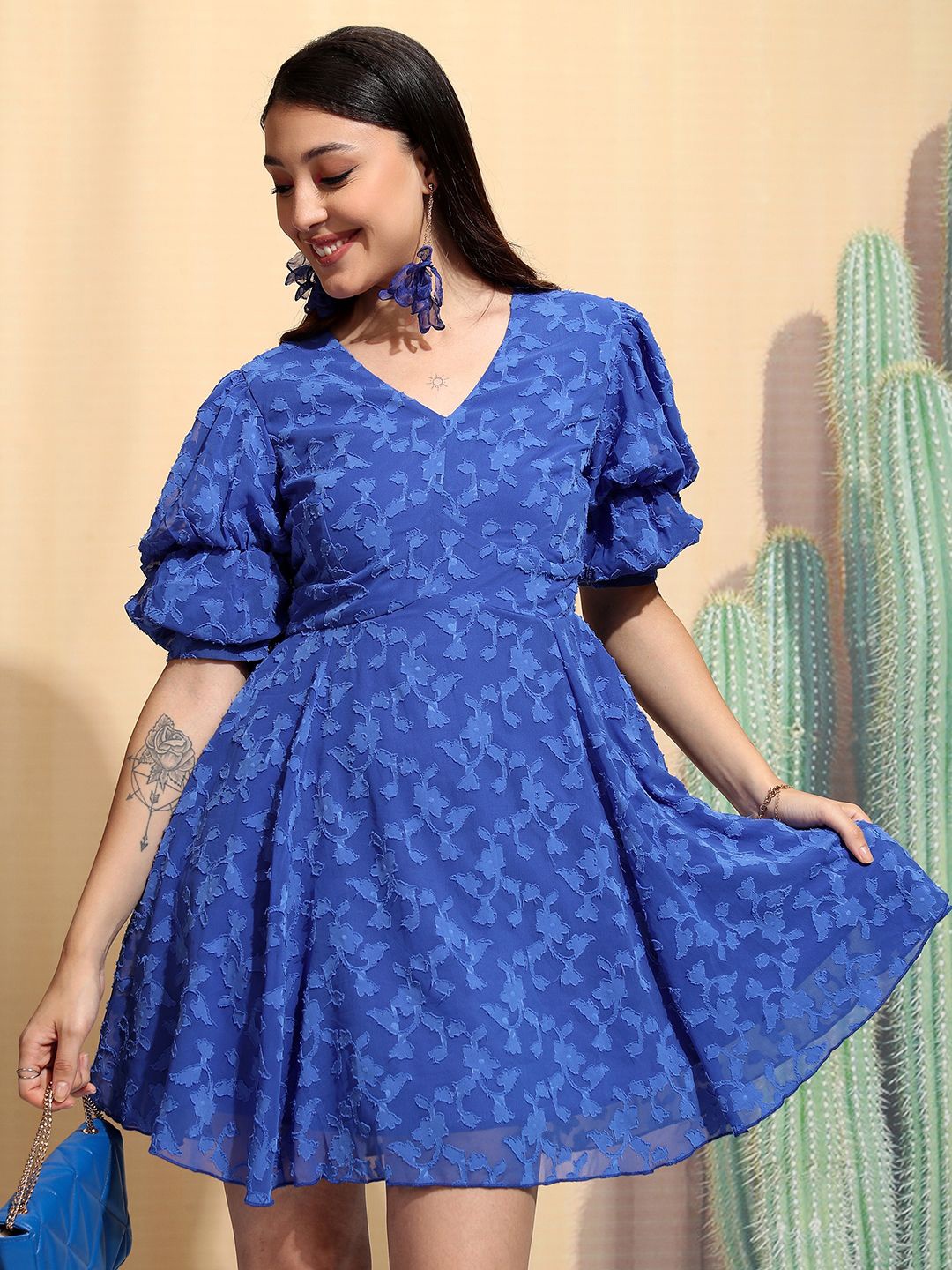 

Tokyo Talkies V Neck Floral Puff Sleeve Midi Fit and Flare Dress, Blue