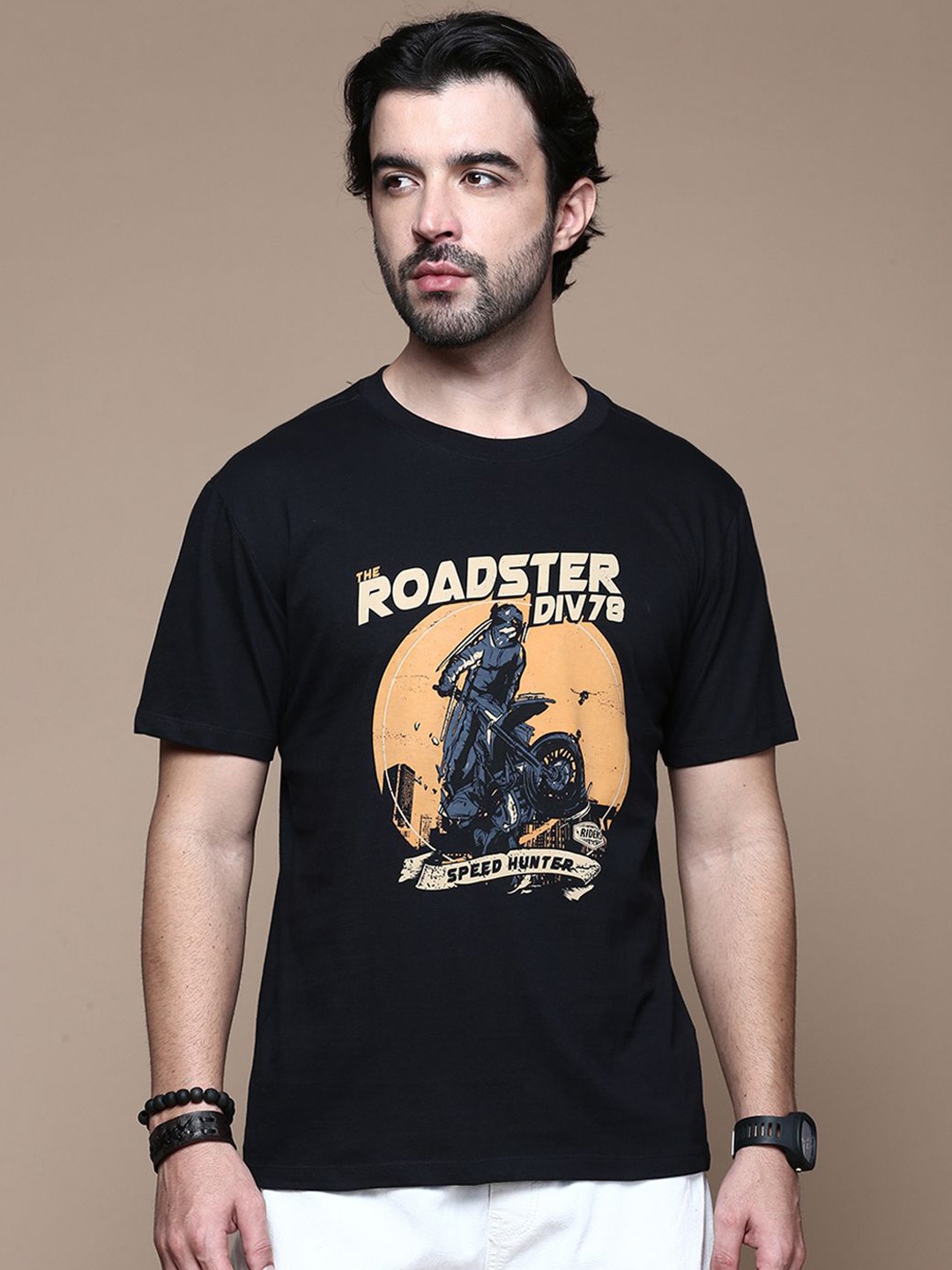 

The Roadster Lifestyle Co Graphic Printed Cotton T-Shirt, Black