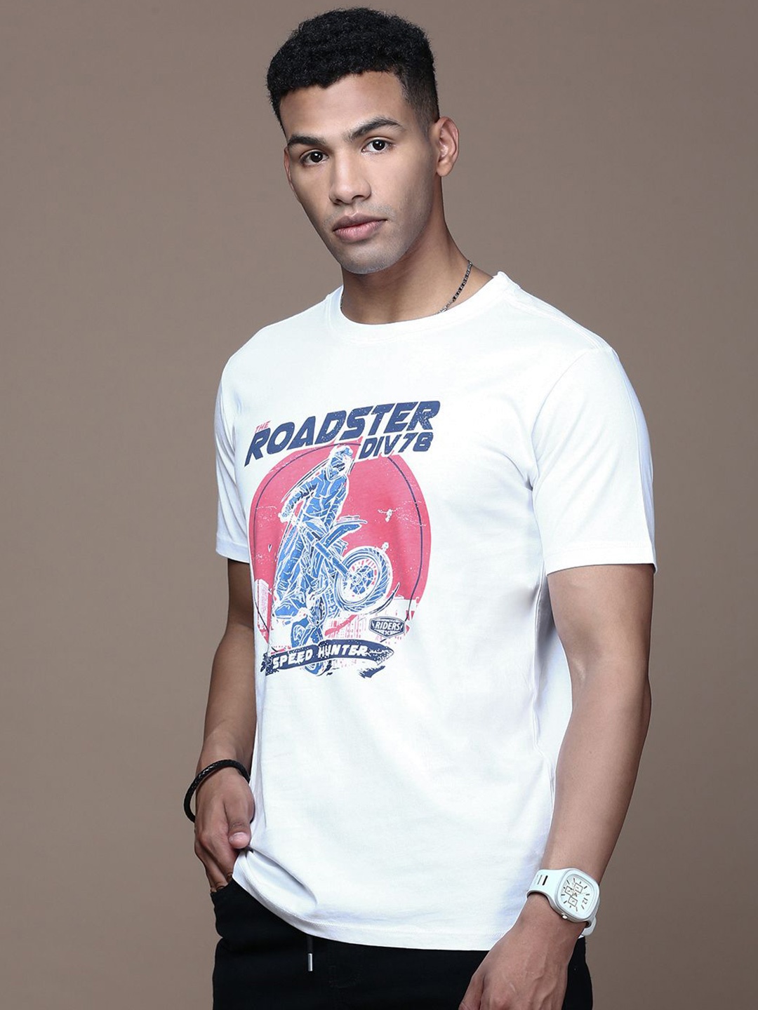 

The Roadster Lifestyle Co Graphic Printed Cotton T-Shirt, White