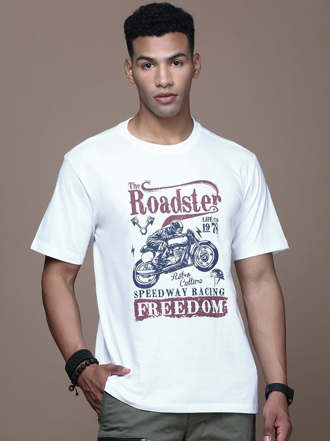 

The Roadster Lifestyle Co. Men Graphic Printed Cotton T-shirt, White