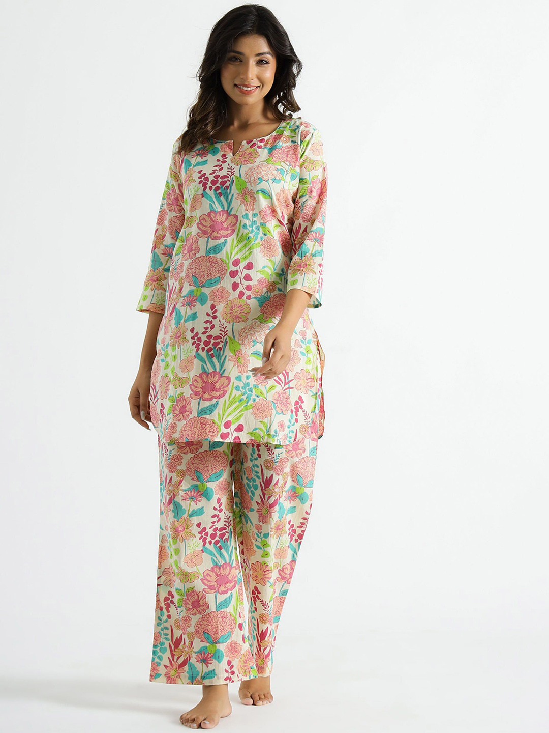 

ISHA TRADE Printed Night Suits, White
