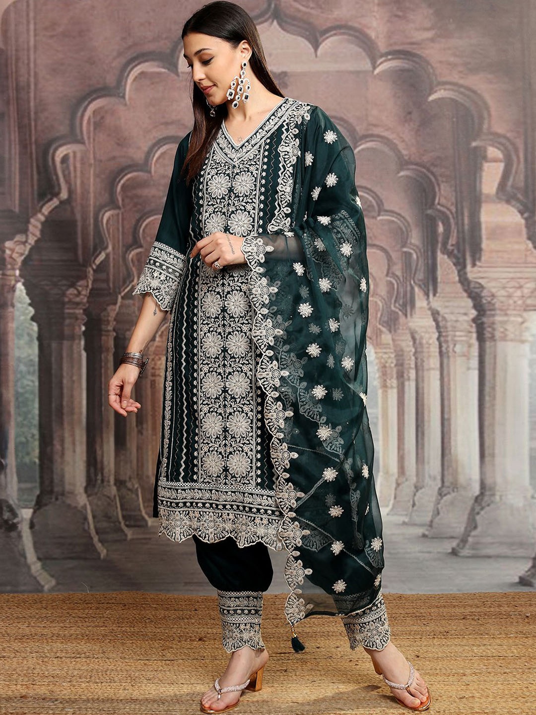 

Vishudh Green Embroidered Thread Work Straight Kurta With Trousers & Dupatta