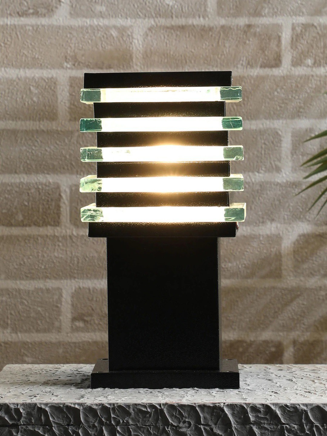 

SPARK WORLD White Square Shaped Outdoor Lamps