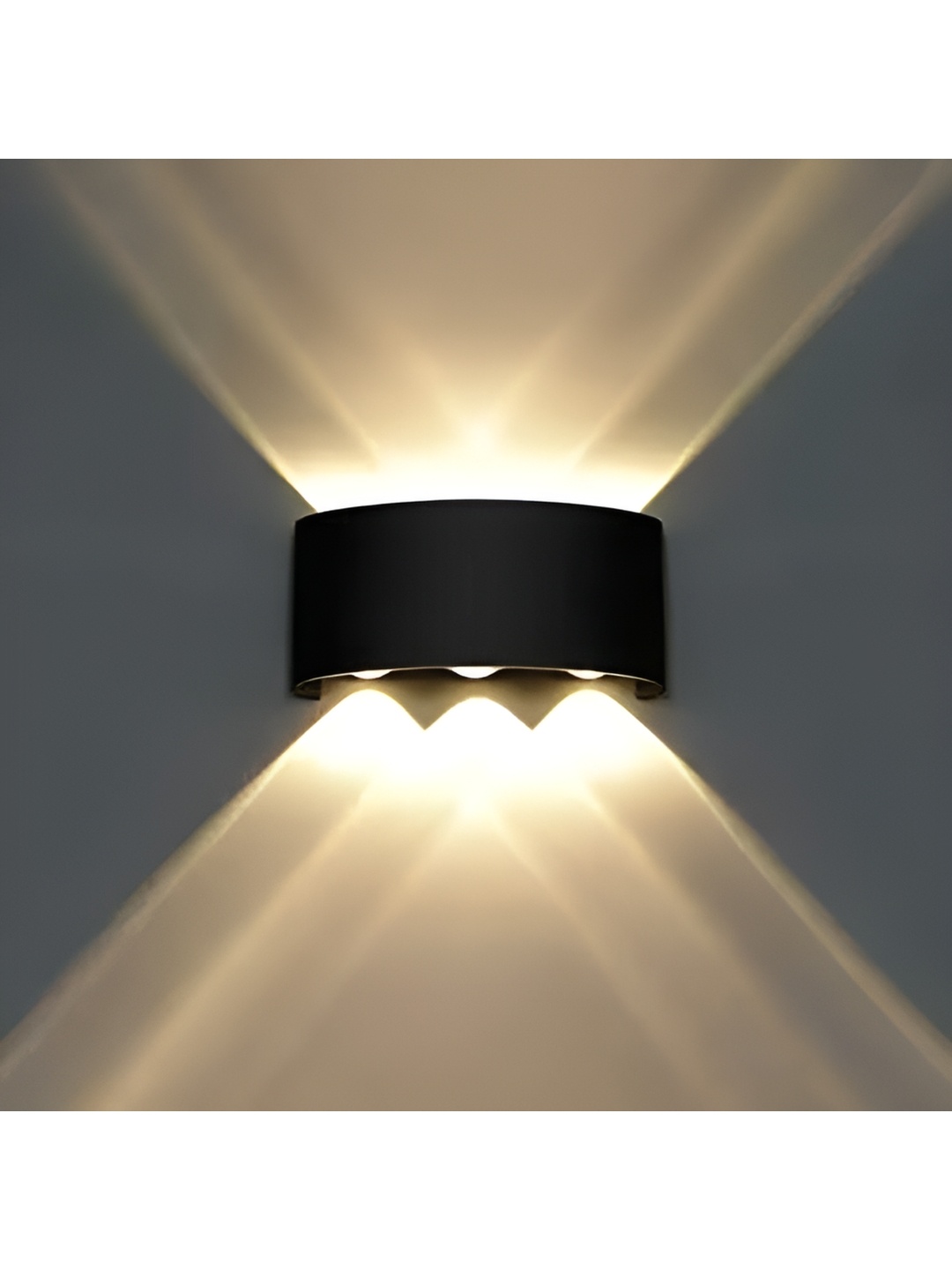 

SPARK WORLD Black Textured Outdoor Lamp