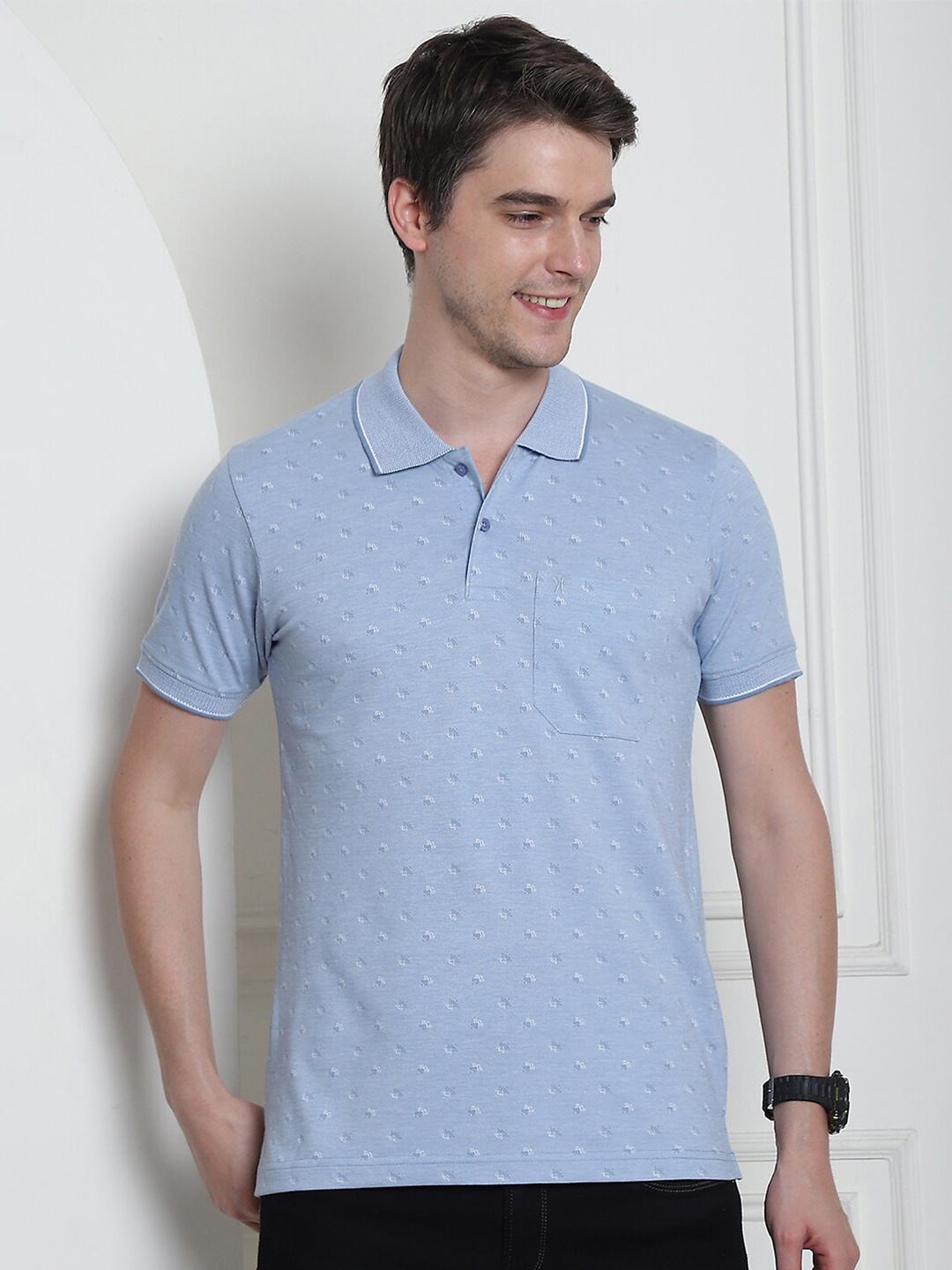 

VENITIAN Men Abstract Printed Polo Collar Pocket T-shirt, Blue