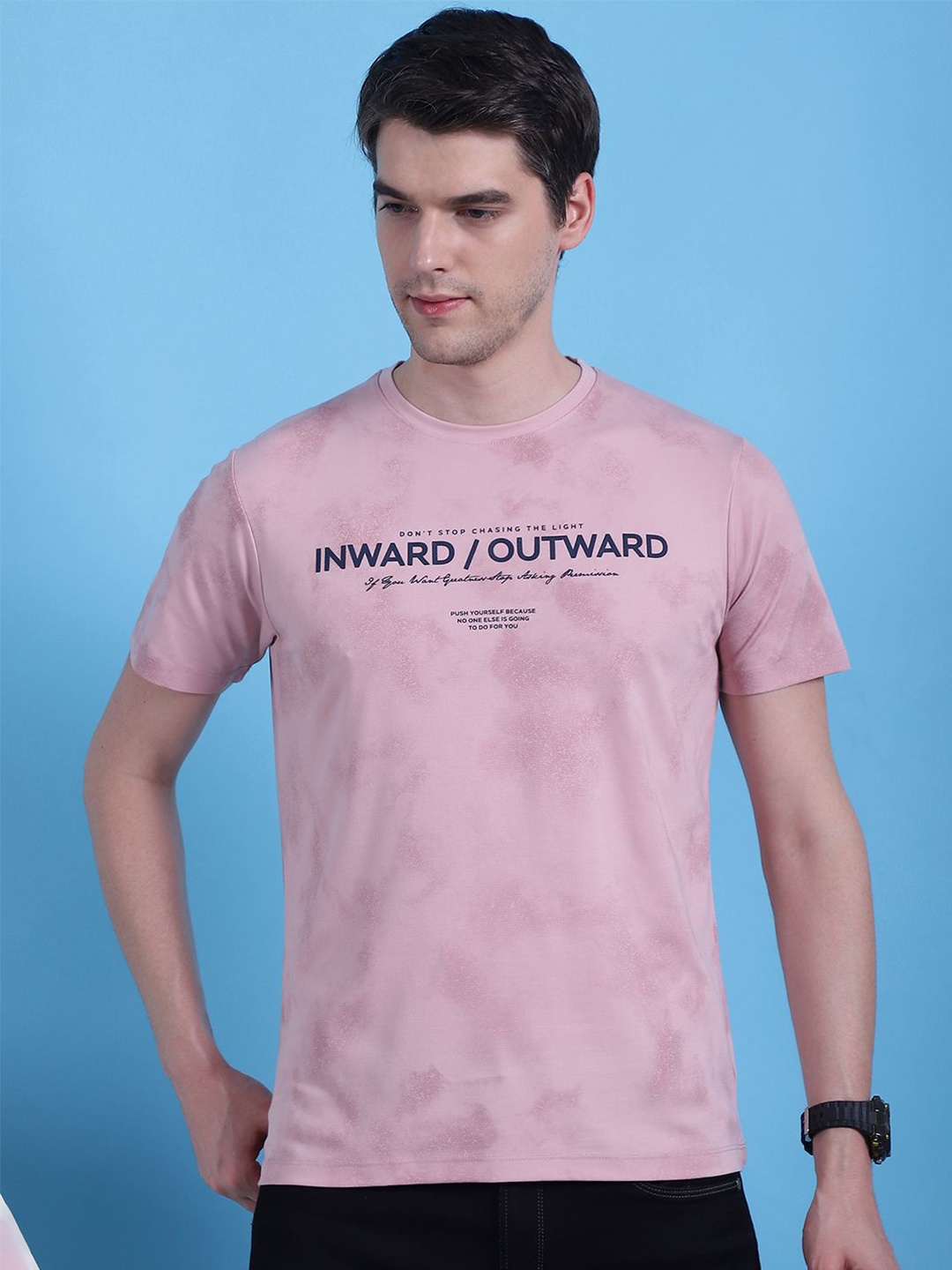 VENITIAN Men Typography Printed Slim Fit T-shirt, Coral