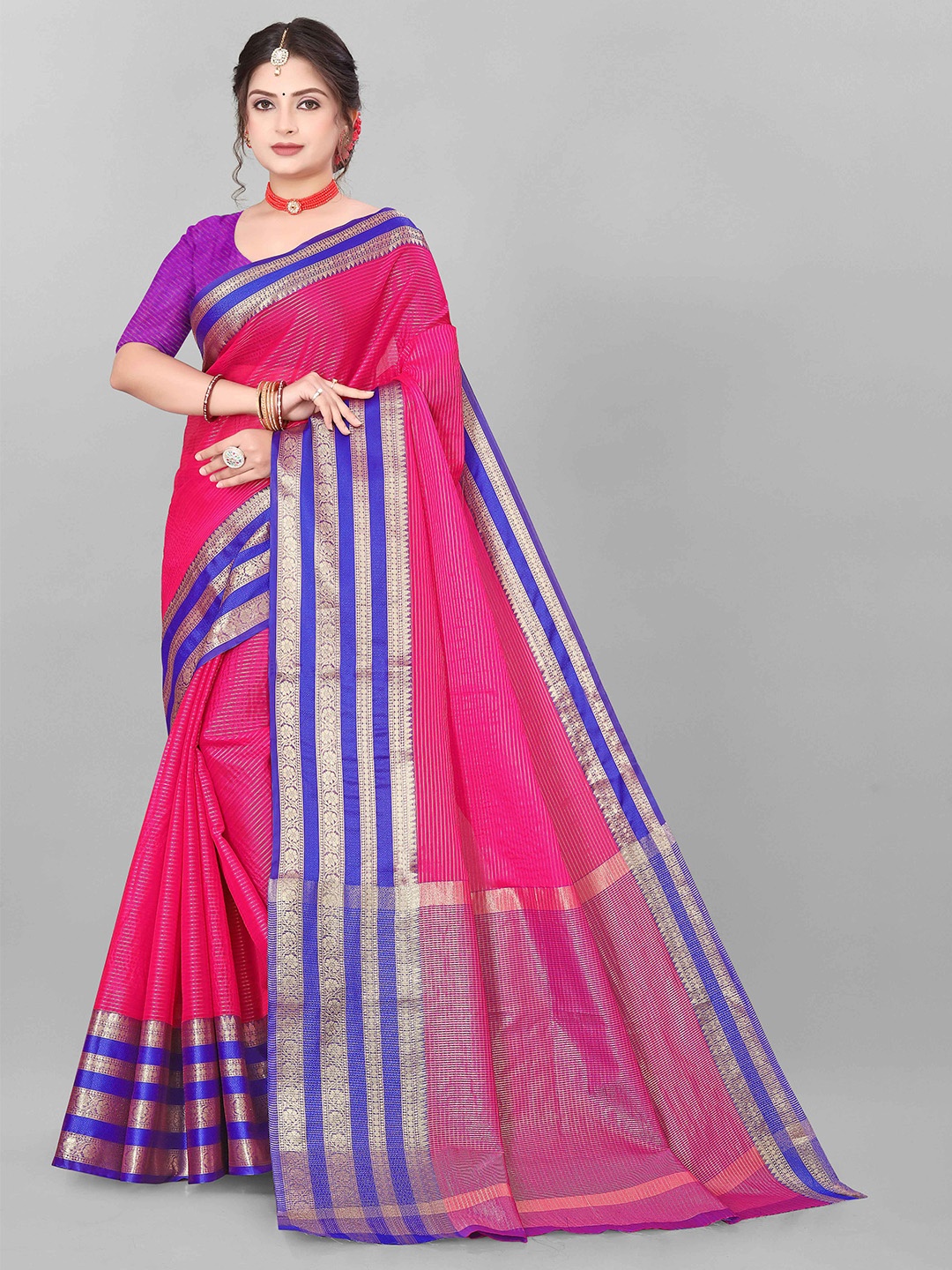 

MAGNEITTA Striped Zari Organza Saree, Red