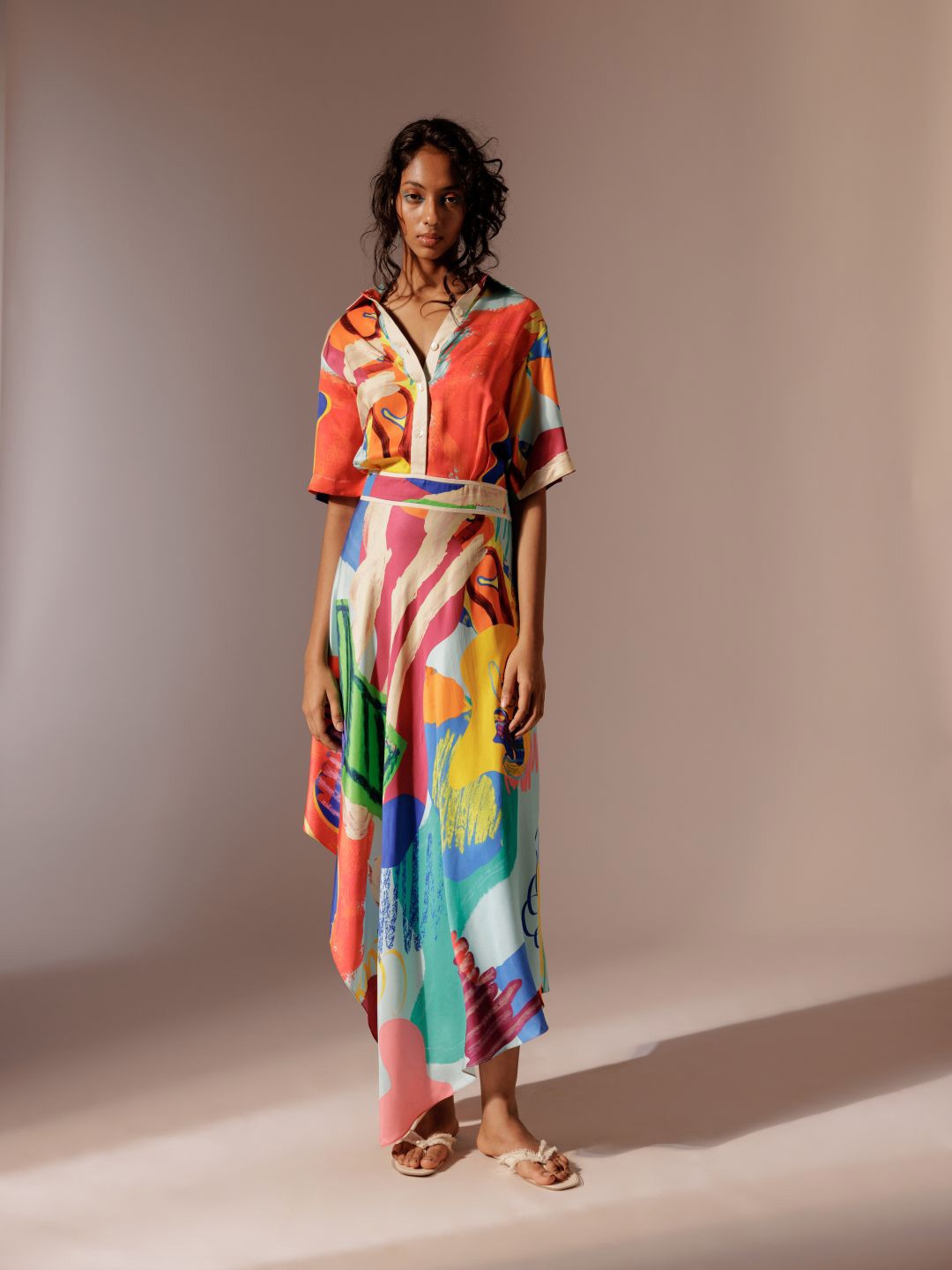 

Advait Abstract Printed Shirt Collar Short Sleeves Asymmetric Satin A-Line Maxi dress, Orange