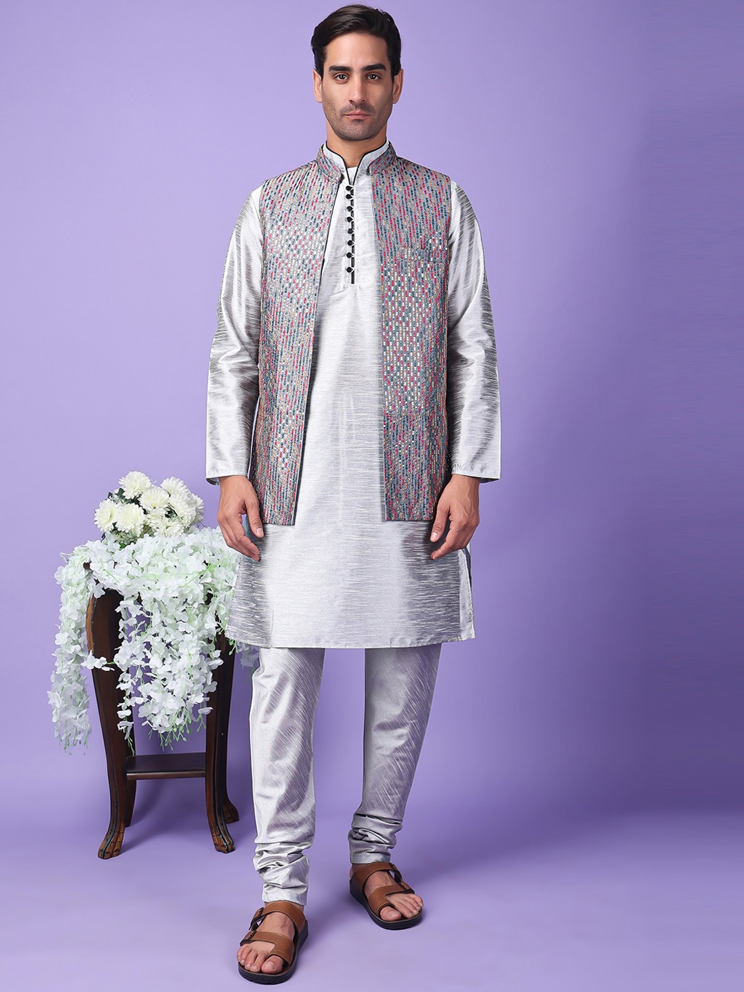 

Hangup Embellished Woven Nehru Jacket, Grey