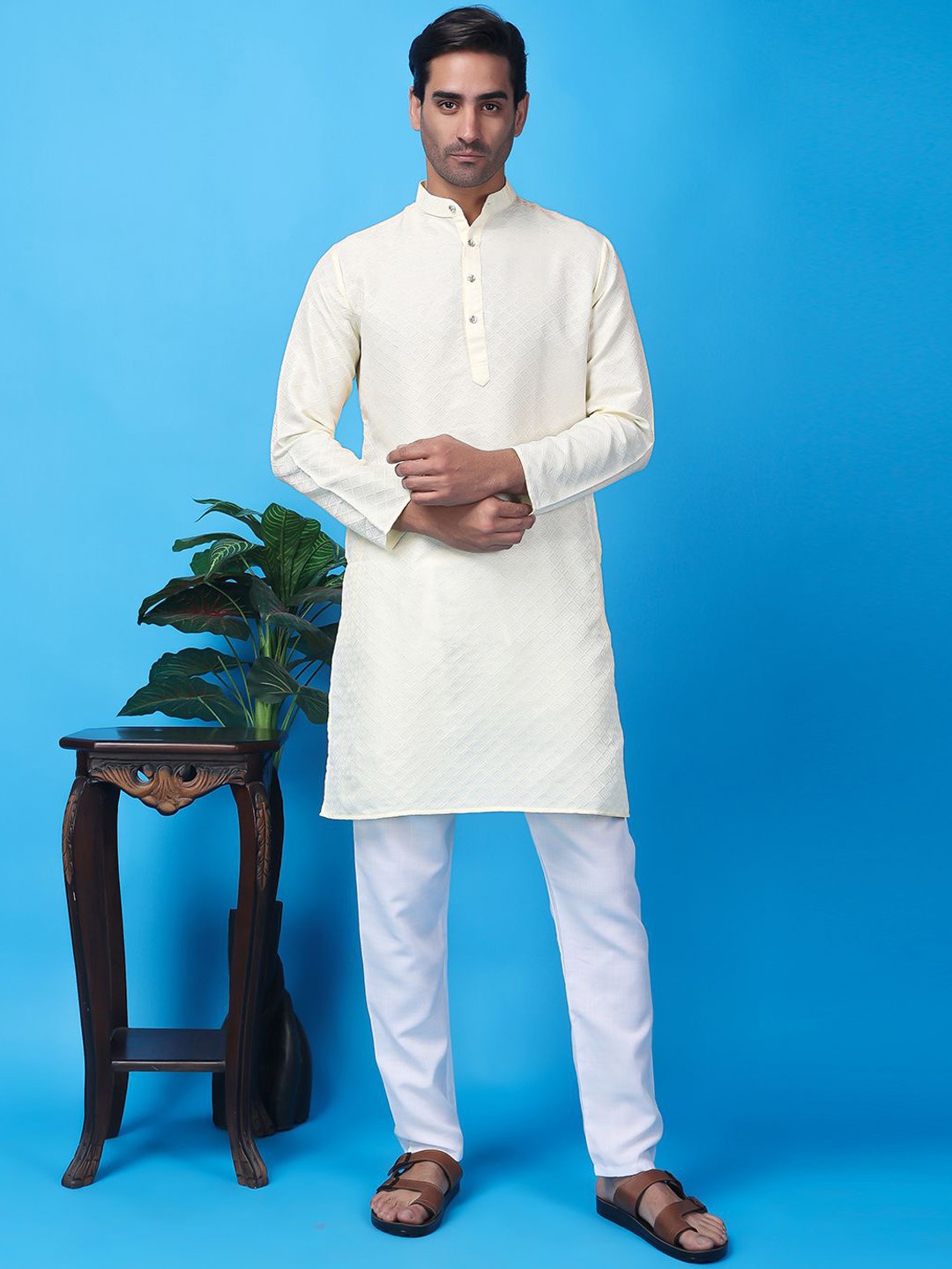 

Hangup Geometric Woven Design Band Collar Jacquard Straight Kurta, Cream