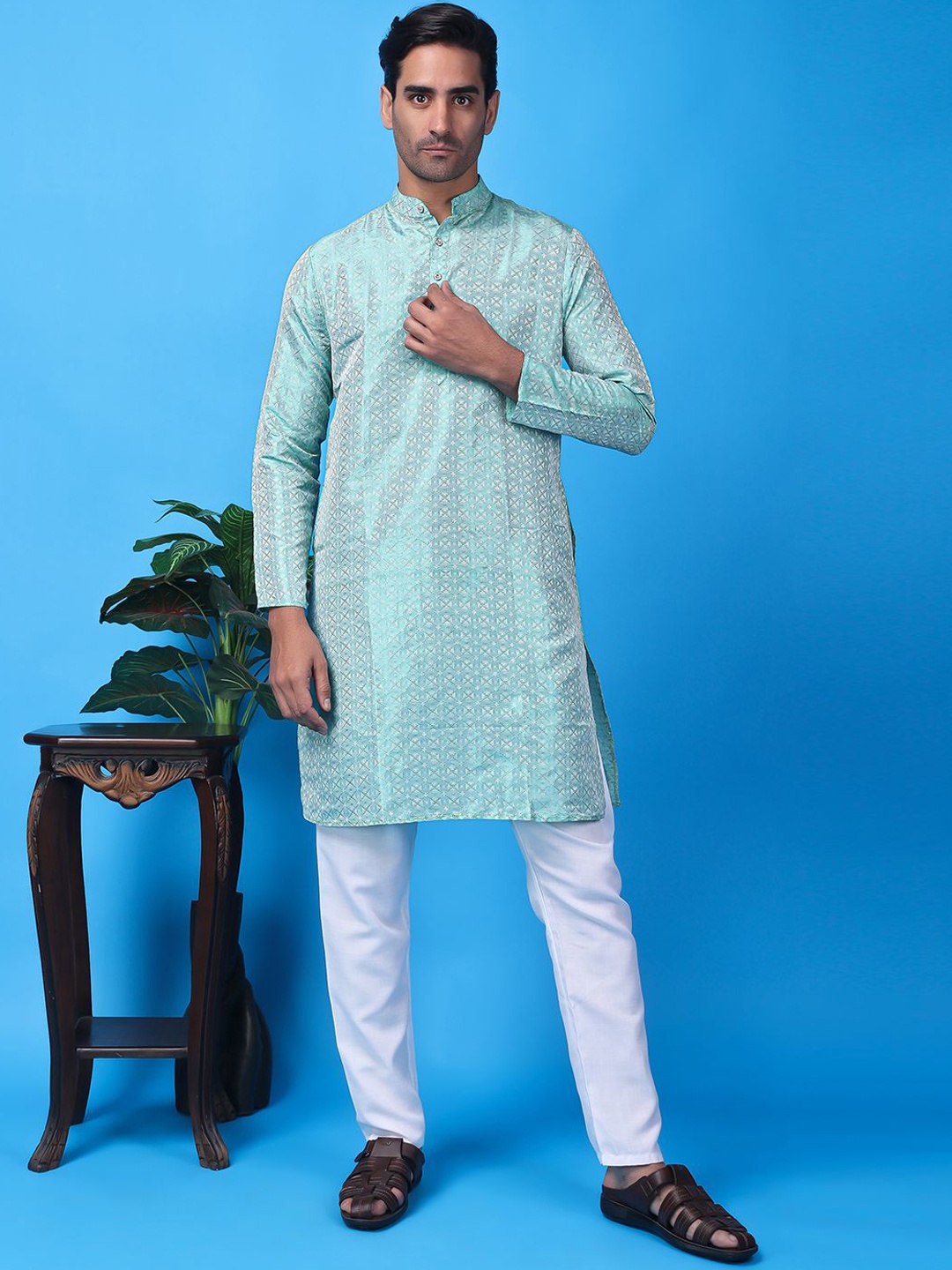 

Hangup Geometric Woven Design Band Collar Jacquard Straight Kurta, Blue