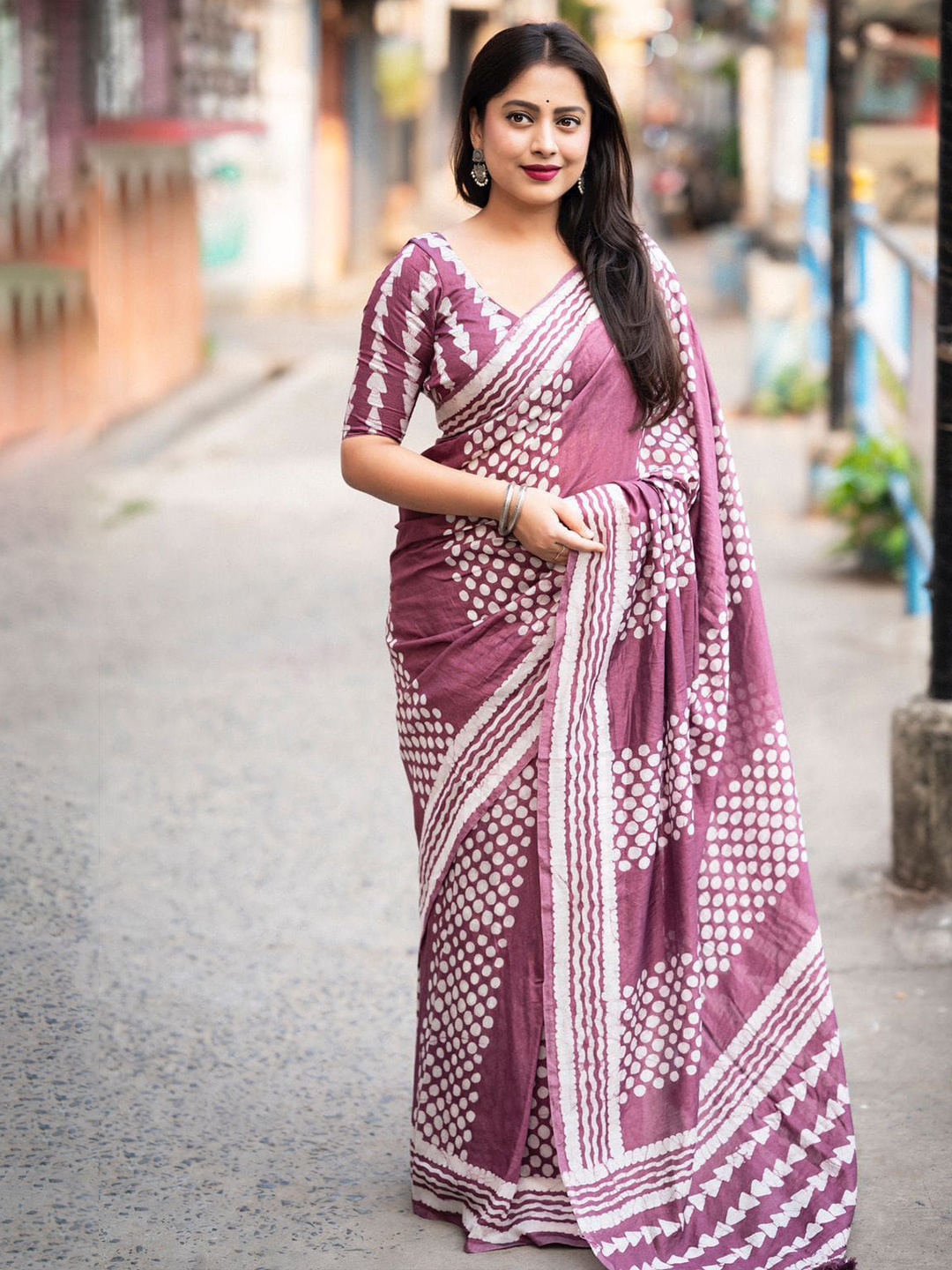 

STAVA CREATION Batik Pure Cotton Saree, Purple