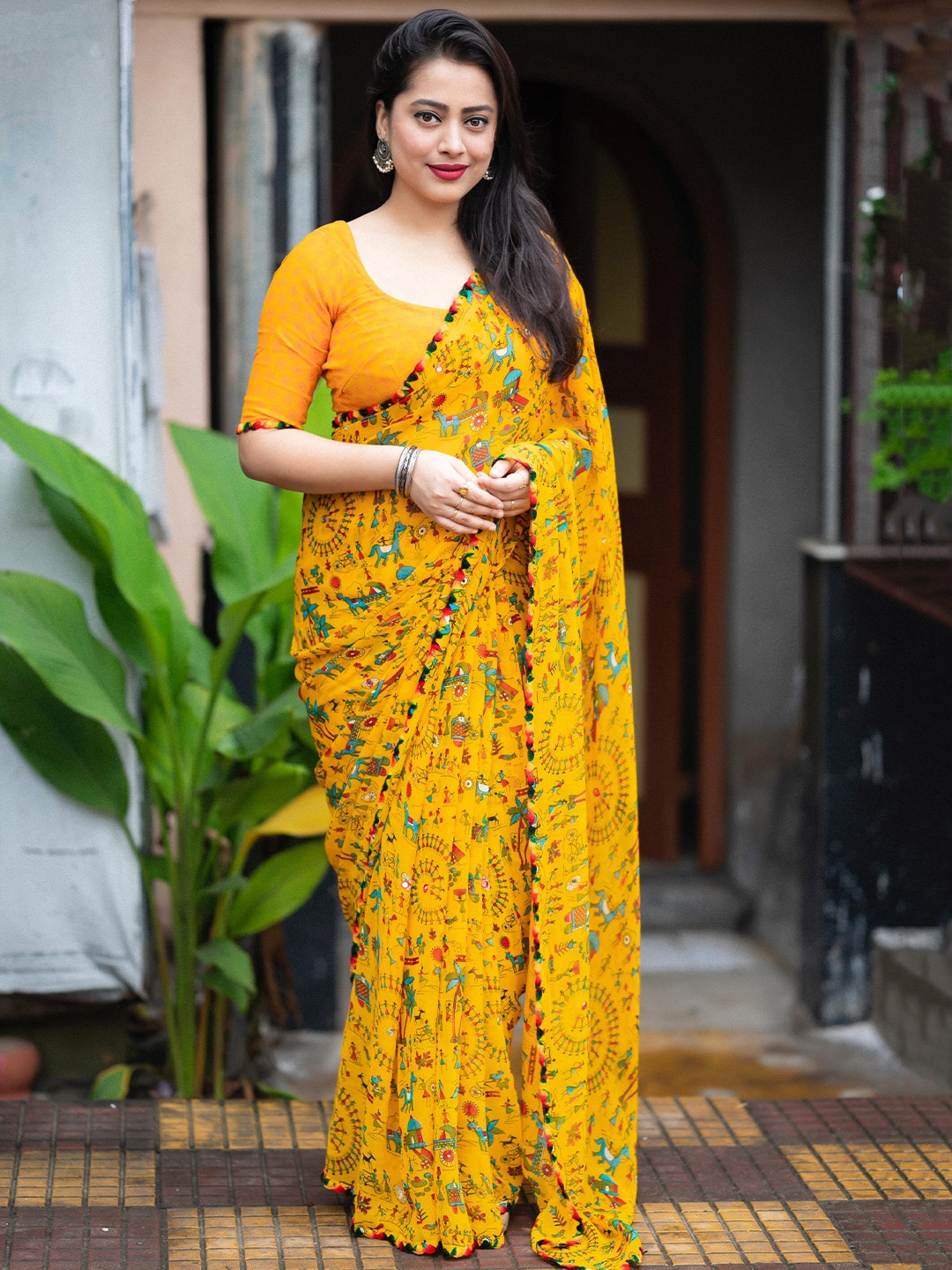 

STAVA CREATION Warli Embroidered Pure Georgette Saree, Yellow