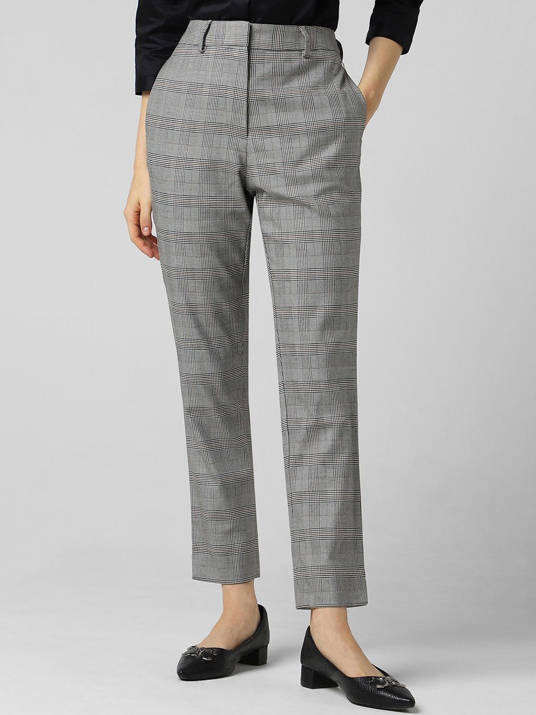 

Van Heusen Woman Women Checked Slim Fit Mid-Rise Formal Trousers, Grey