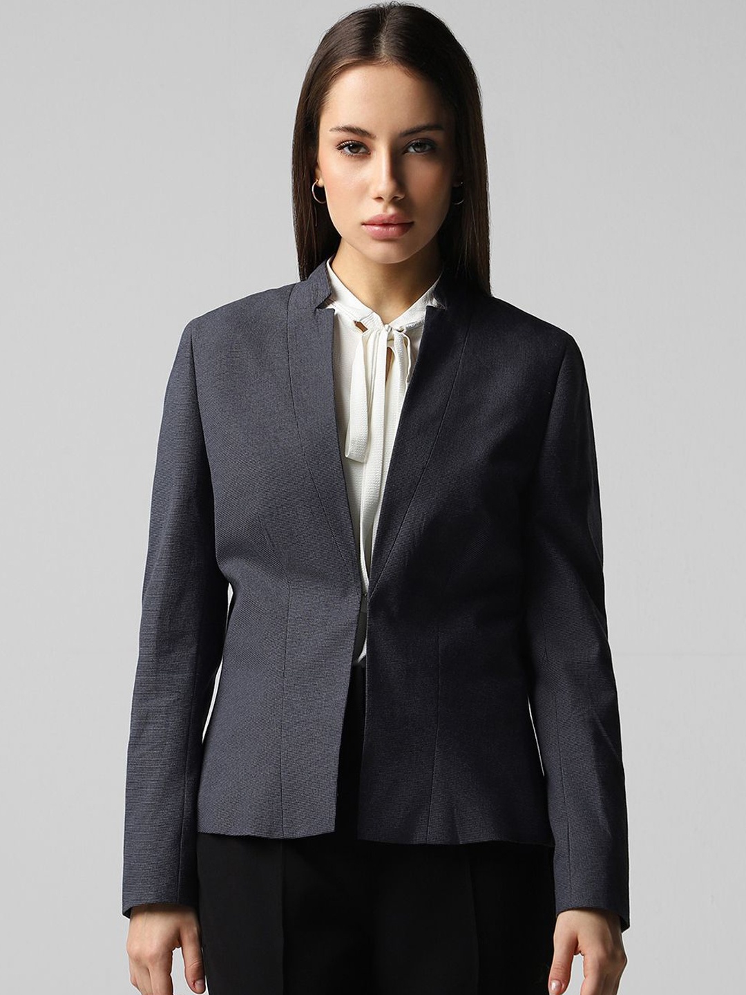 

Van Heusen Woman Navy Textured Pure Cotton Single-Breasted Blazer, Navy blue