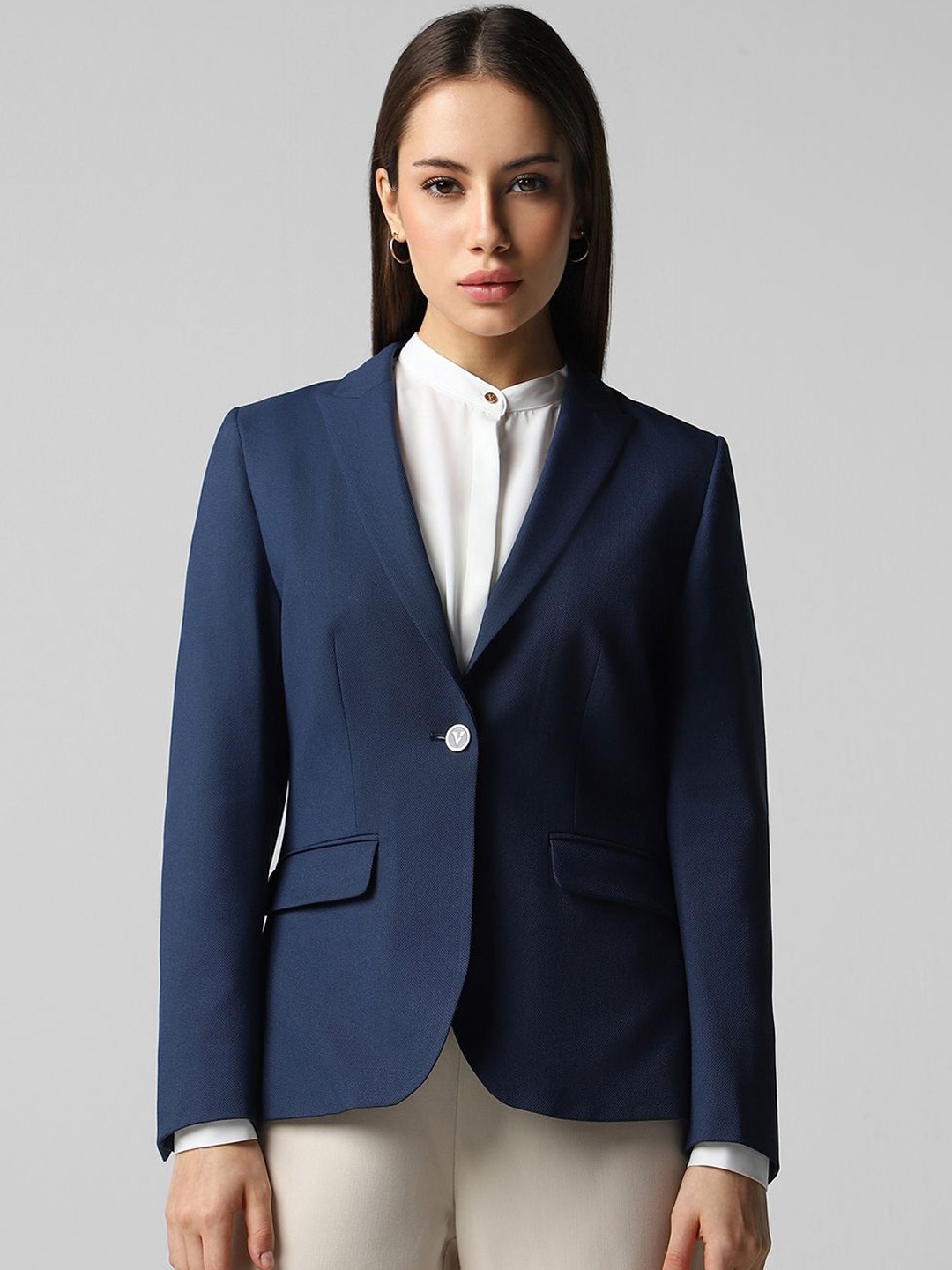 

Van Heusen Woman Navy Solid Single-Breasted Blazer, Navy blue