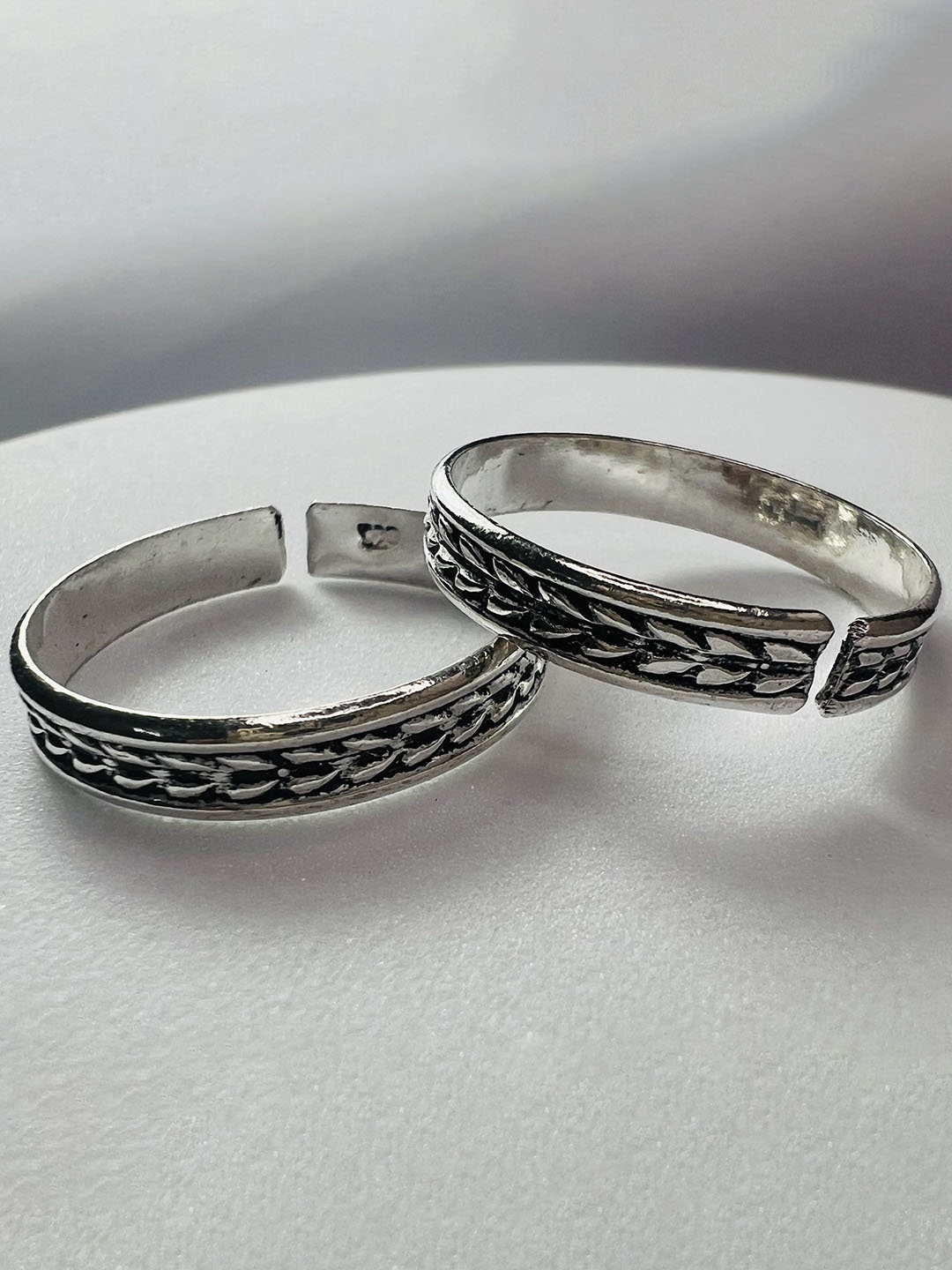 

Arte Jewels 925 Silver 2Pcs Thumb Toe Rings