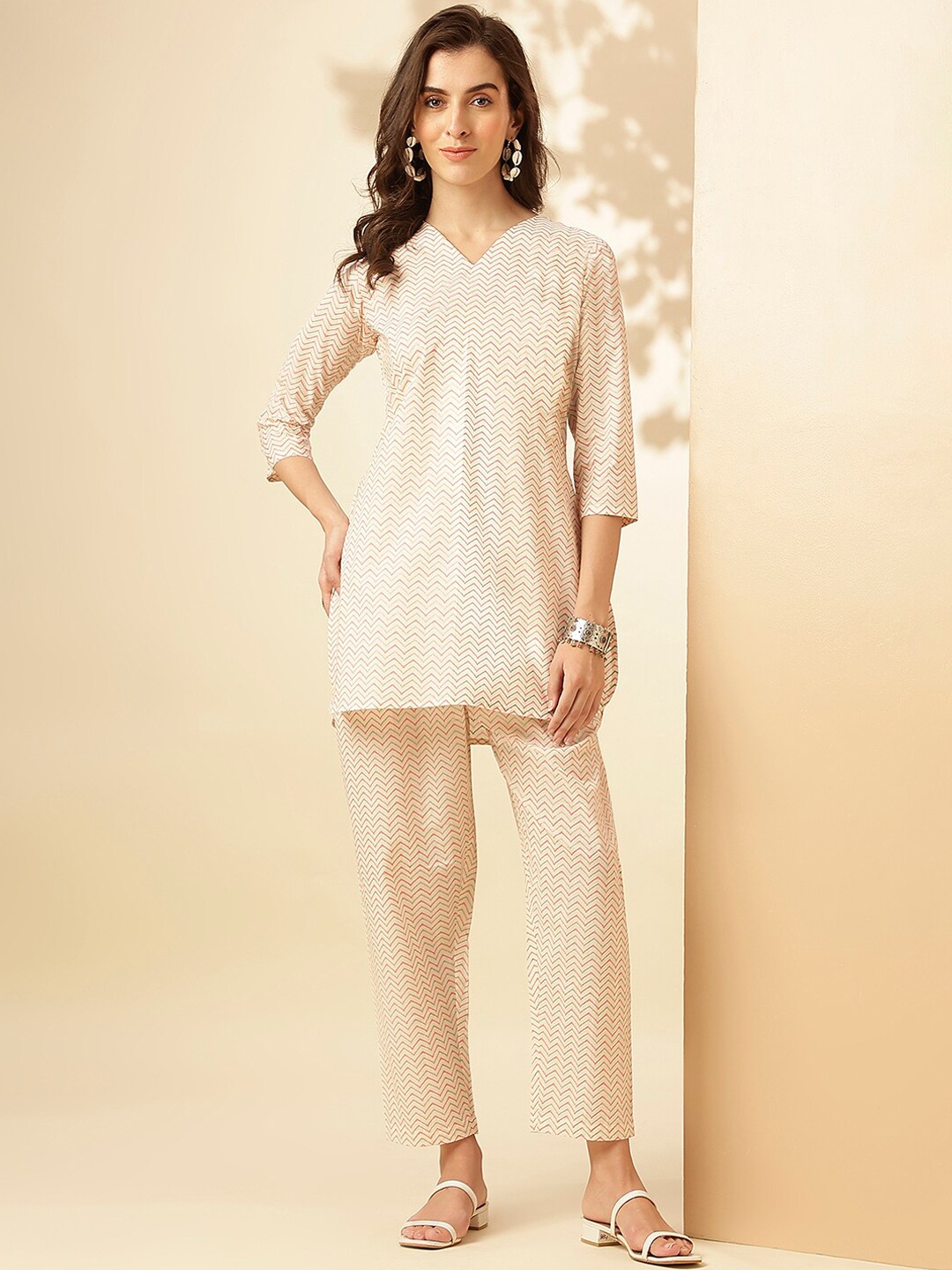 

Shaily White Chevron Printed V-Neck Tunic & Trousers