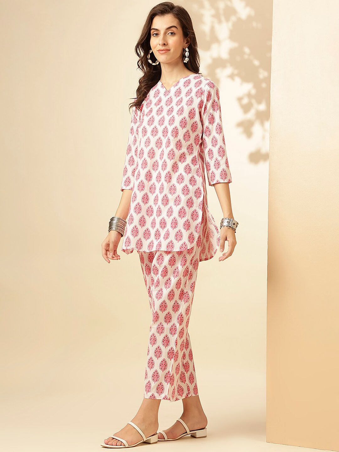 Shaily Cream Floral Printed V-Neck Tunic & Trouser