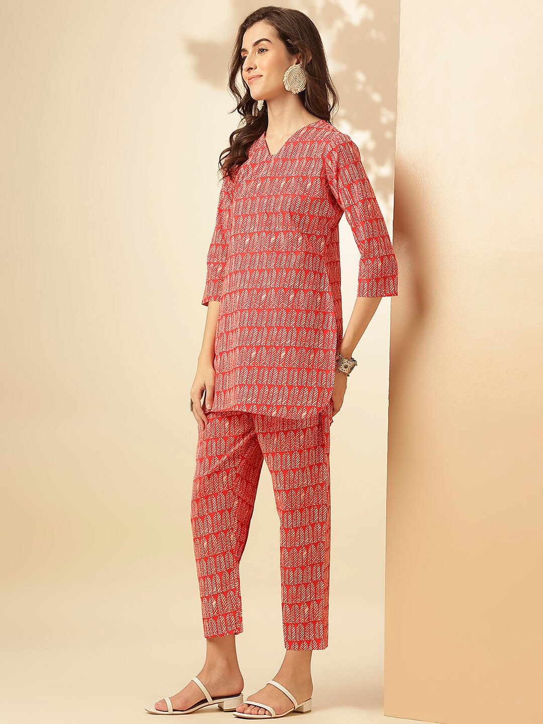 

Shaily Red Abstract Printed V-Neck Tunic With Trouser