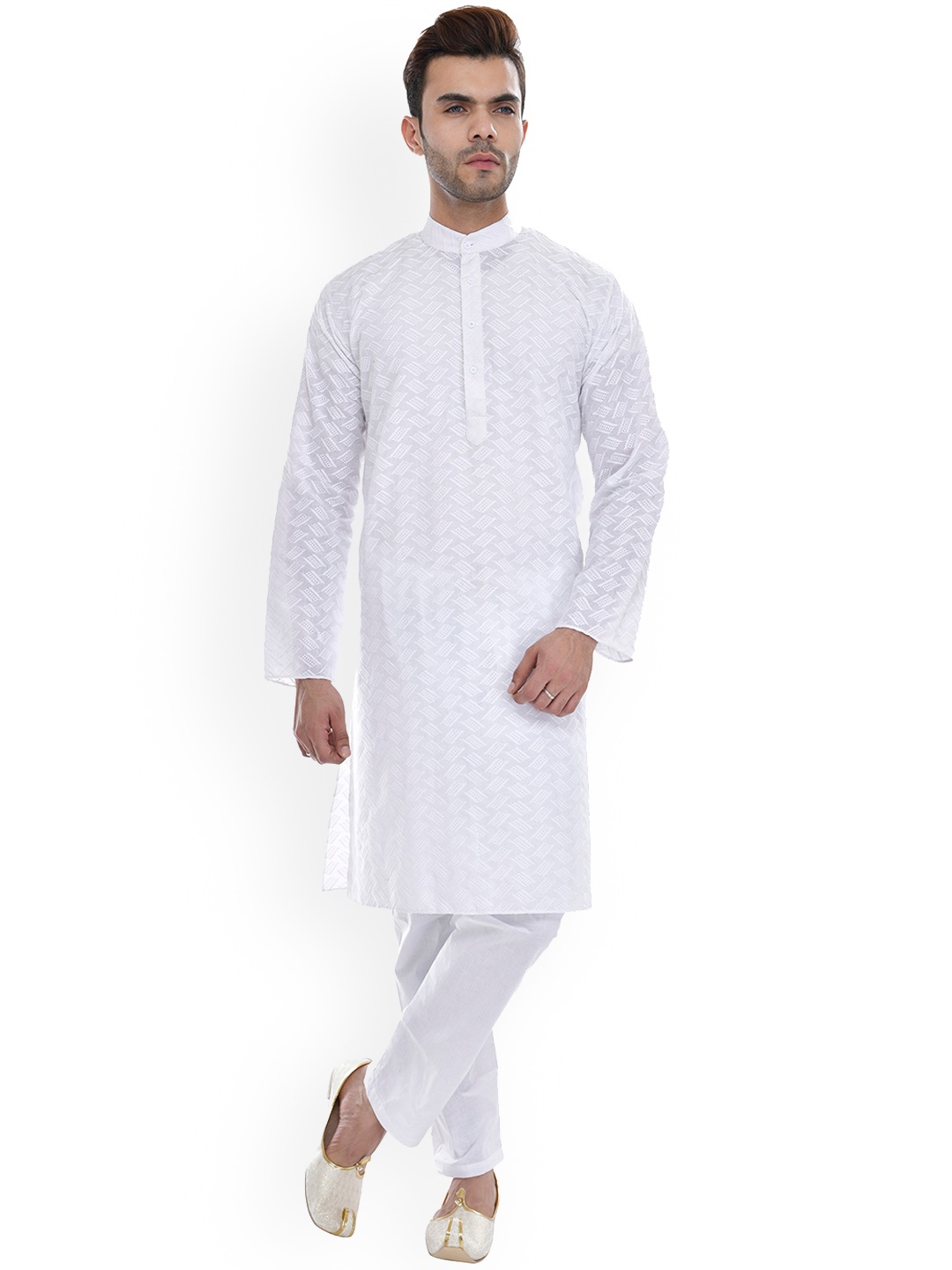 

LA'SCOOT Men Ethnic Motifs Embroidered Regular Thread Work Kurta with Pyjamas, White