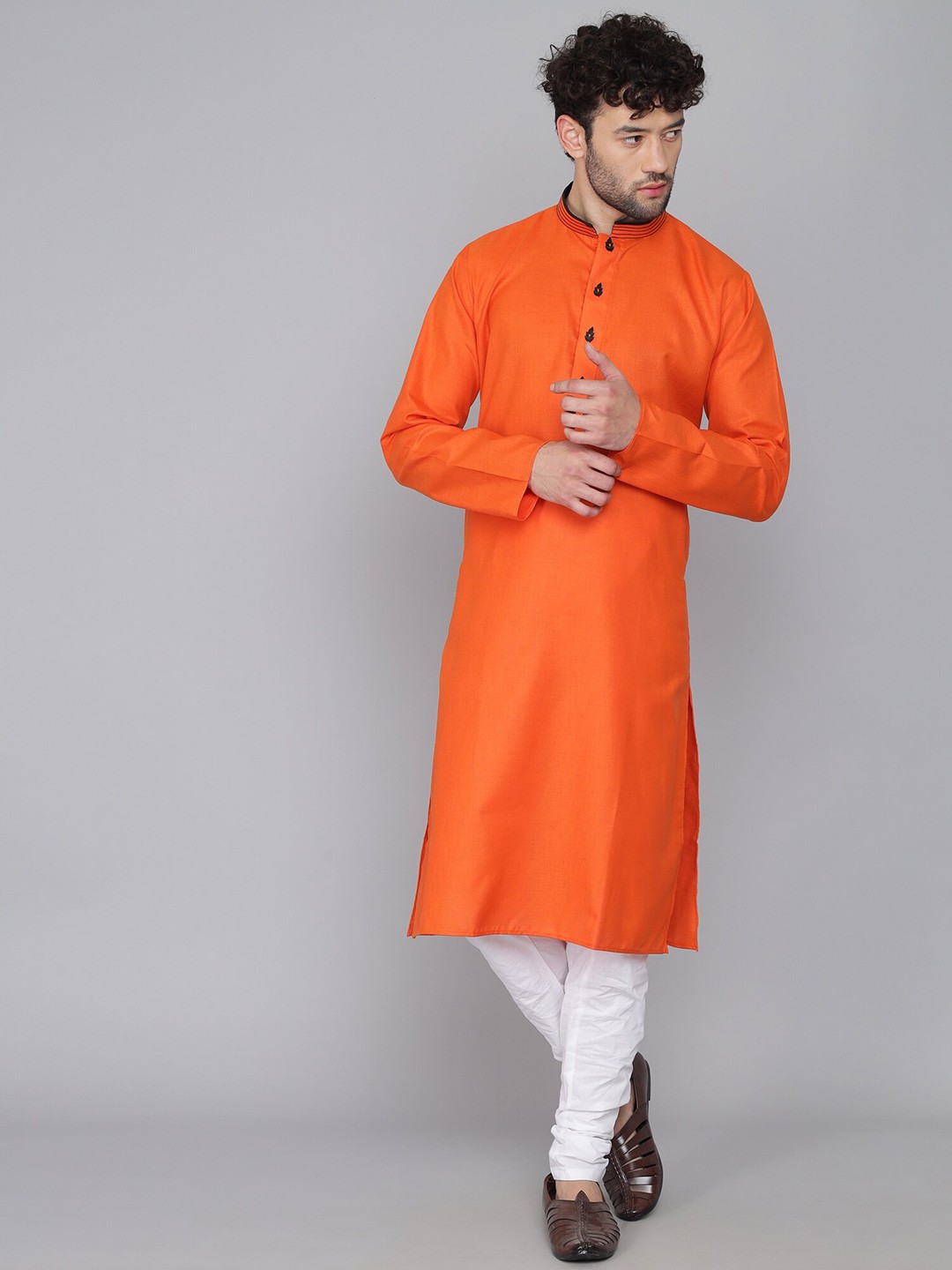 

LA'SCOOT Mandarin Collar Long Sleeves Straight Kurta with Pyjama, Orange