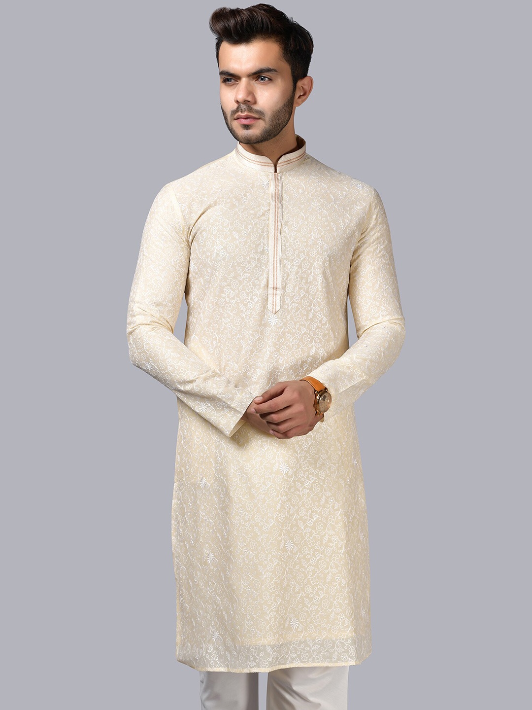 

LA'SCOOT Mandarin Collar Floral Embroidered Regular Thread Work Straight Kurta Set, Cream